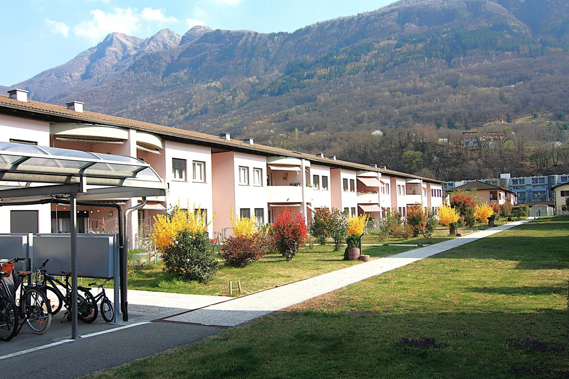 Mieteinheiten-Wohngebäude in Sant'Antonino