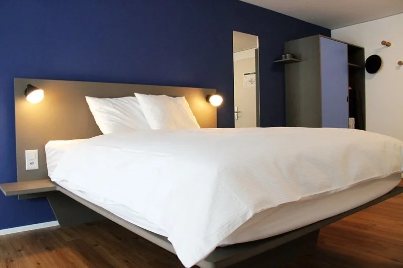 1½ ZI-WOHNUNG IN SIEBNEN (SZ), MÖBLIERT