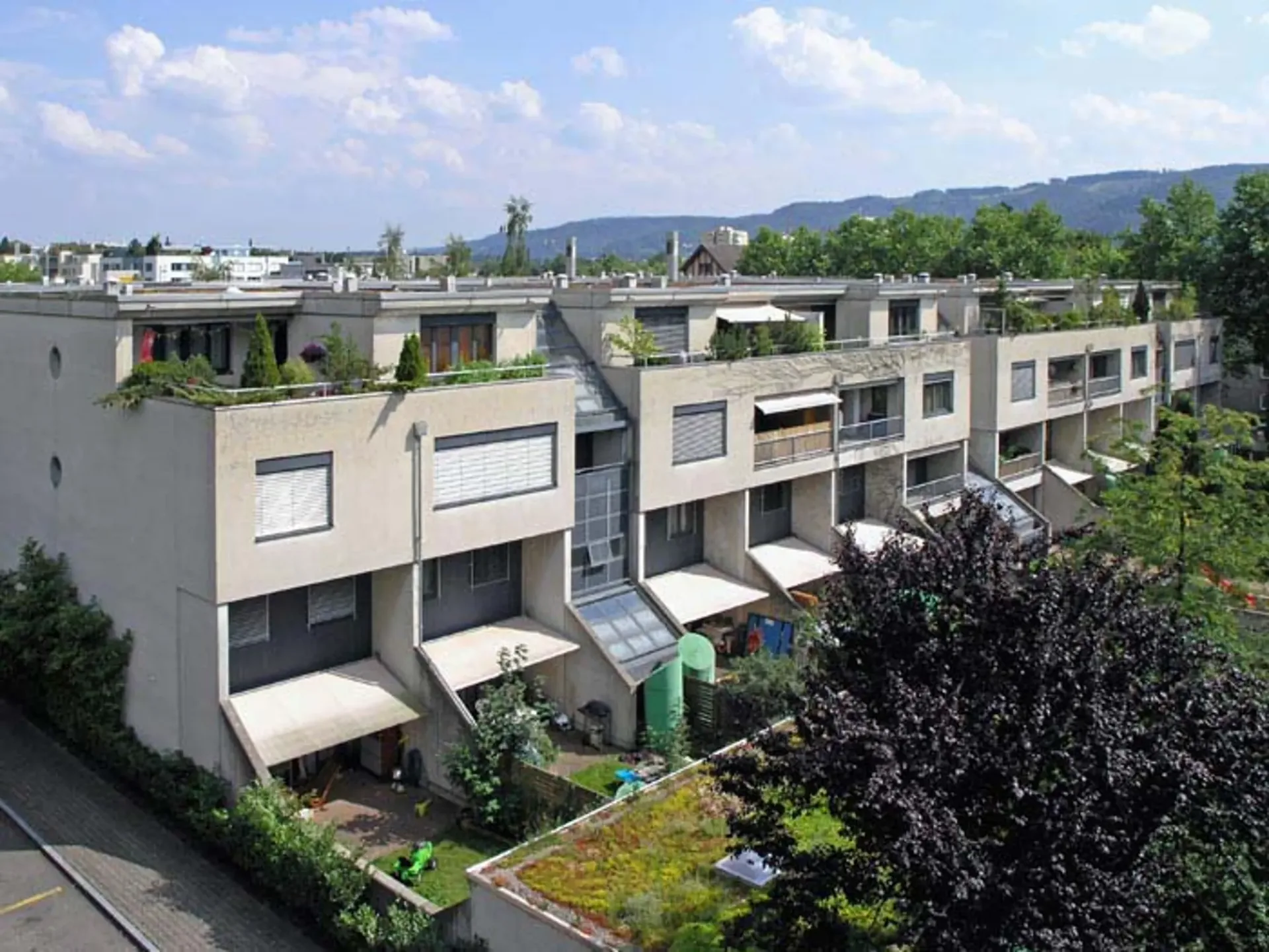 Attraktive Maisonette-Wohnung mit Gartenanteil