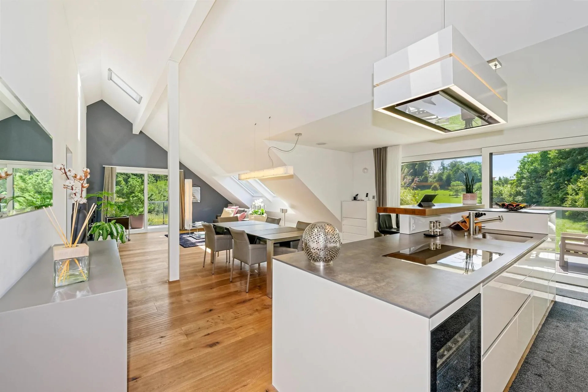 Nature-loving living in Wettswil - a home that delights