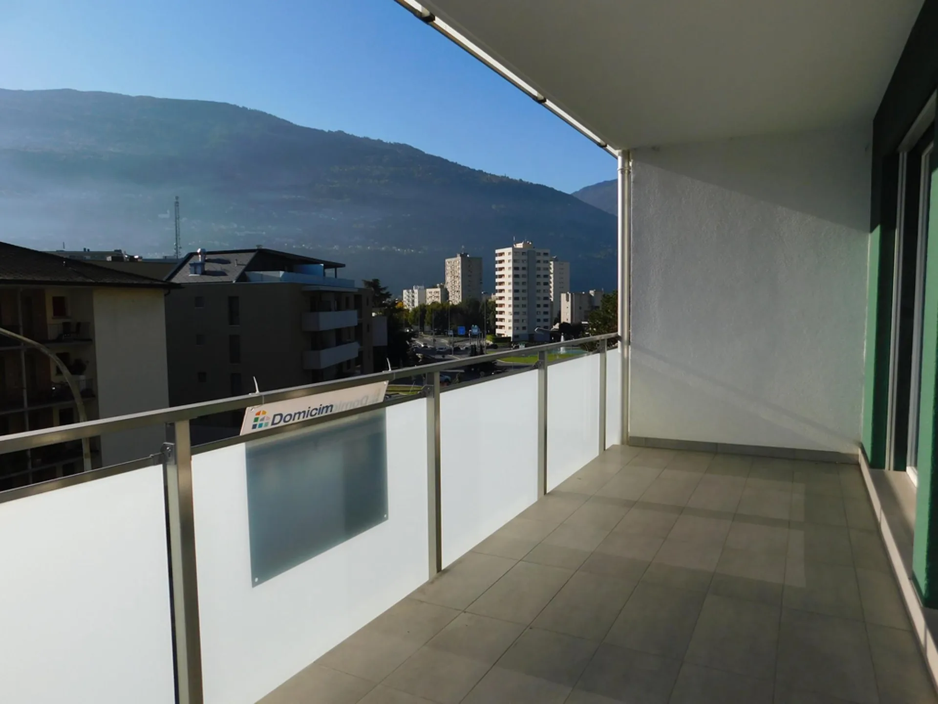 SION - SPACIEUX APPARTEMENT DE 2.5PCES