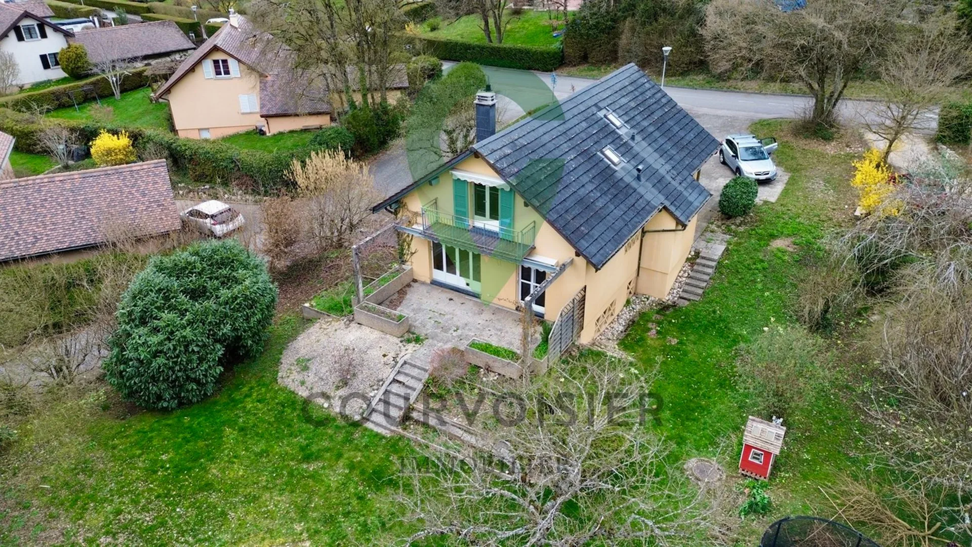 Villa individuelle à rénover avec potentiel d'agrandissement