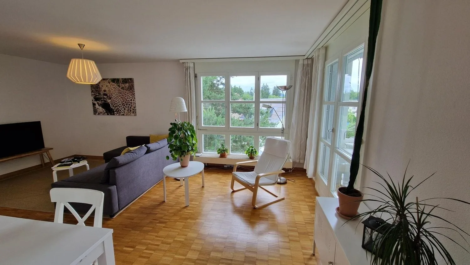 2½ ZI-WOHNUNG IN ZÜRICH - KREIS 10 RÜTIHOF, MÖBLIERT, TEMPORÄR
