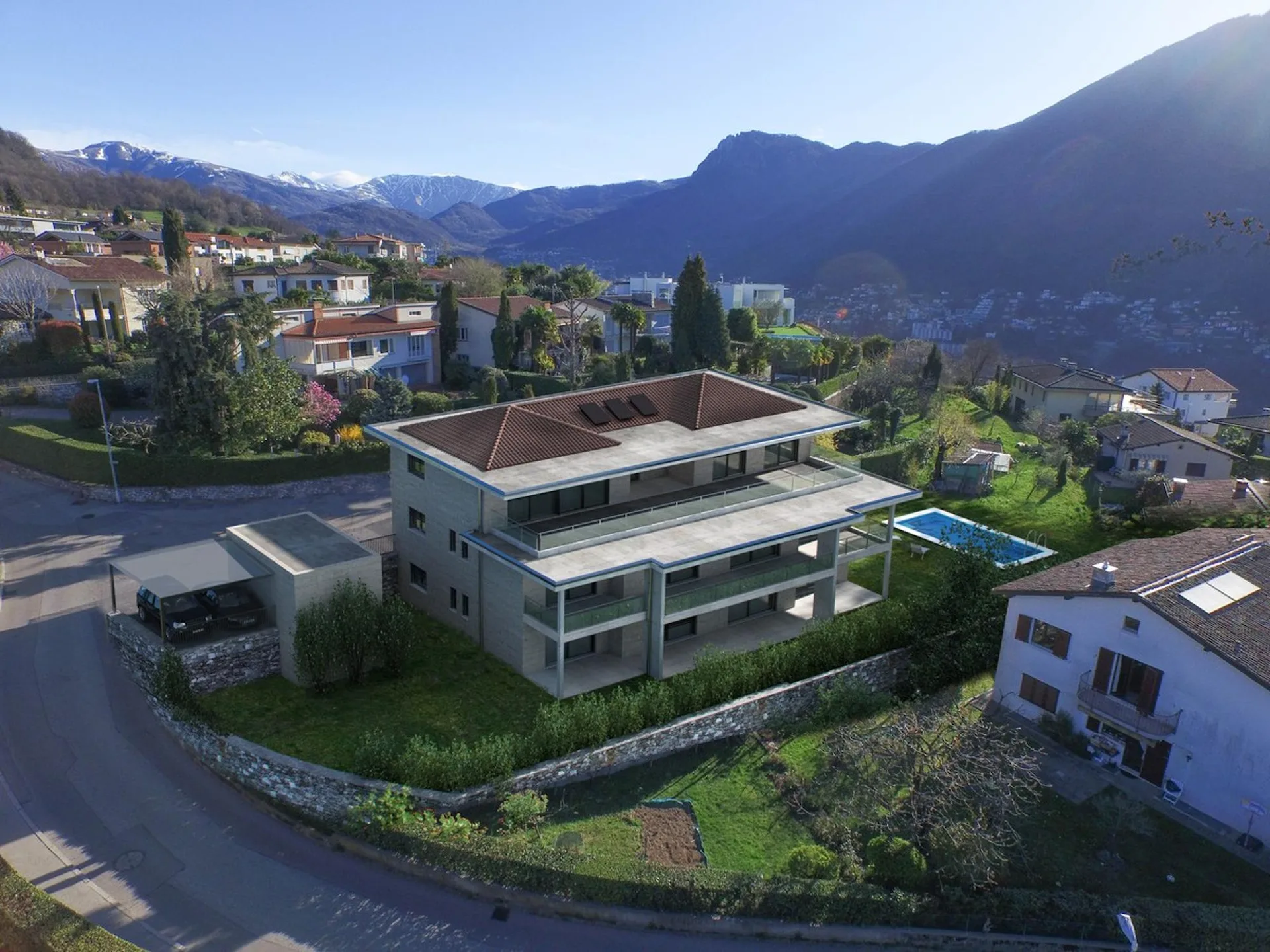 Prestigioso 7 locali con enorme giardino privato con possibile piscina