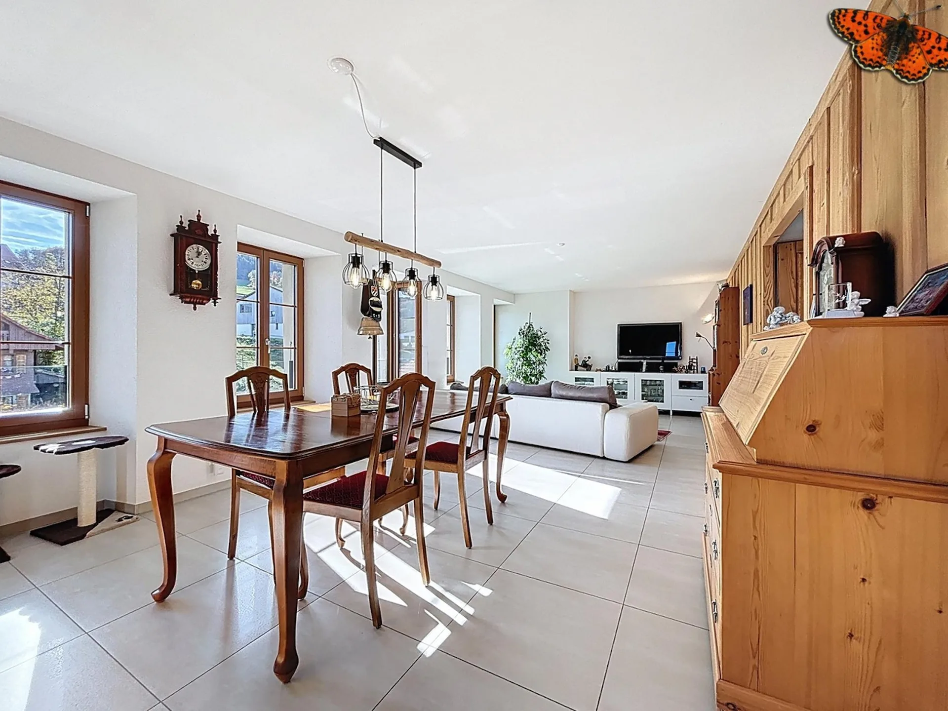 Schönes 4,5-Zimmer-Wohnung in einer renovierten Farm in Villarsiviriaux