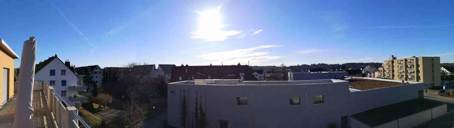 Sonnendurchflutete 4.5-Zimmer-Attikawohnung mit 123 m² Terrasse