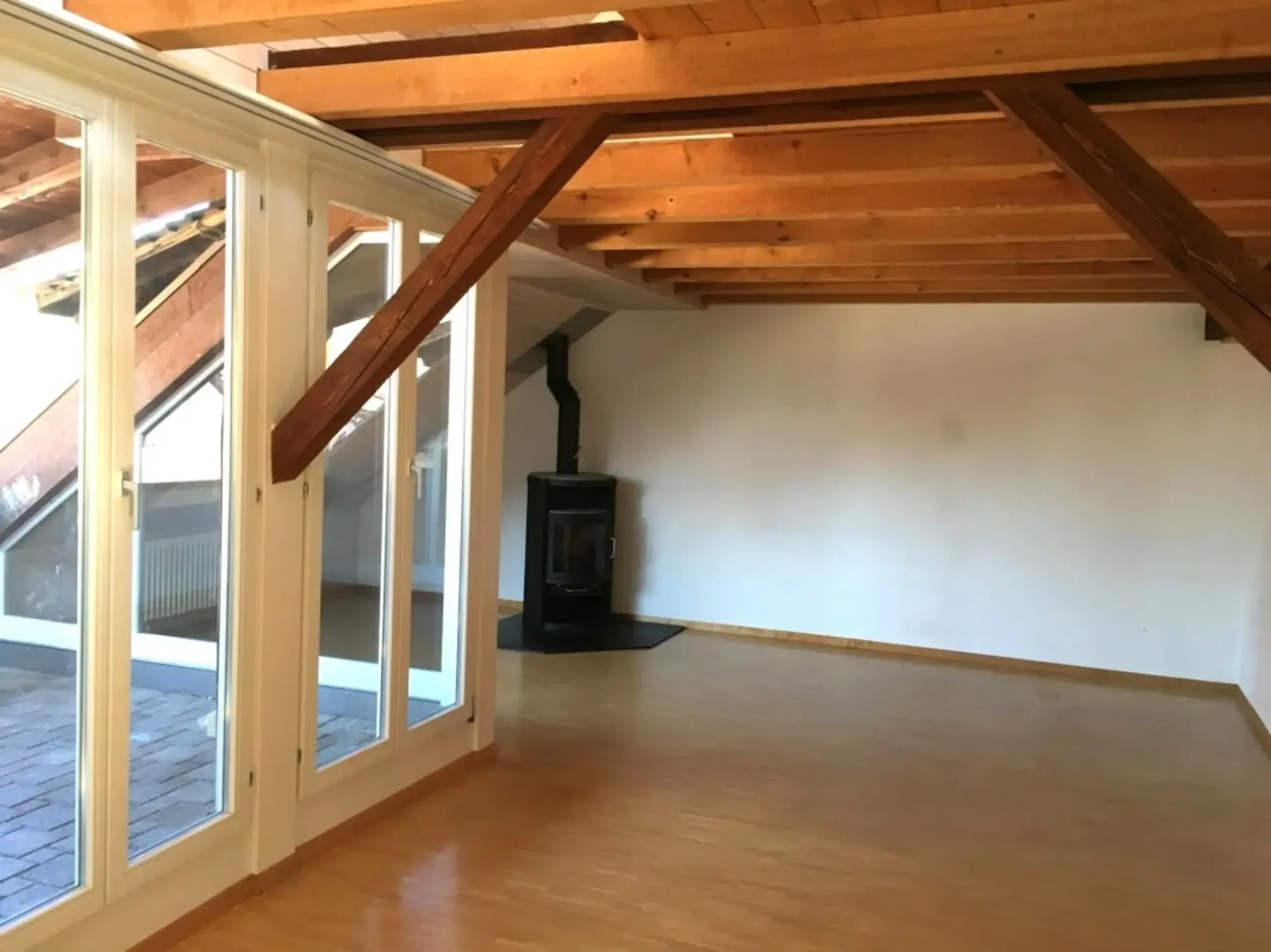 Charmante Maisonettewohnung mit Balkon und Cheminée