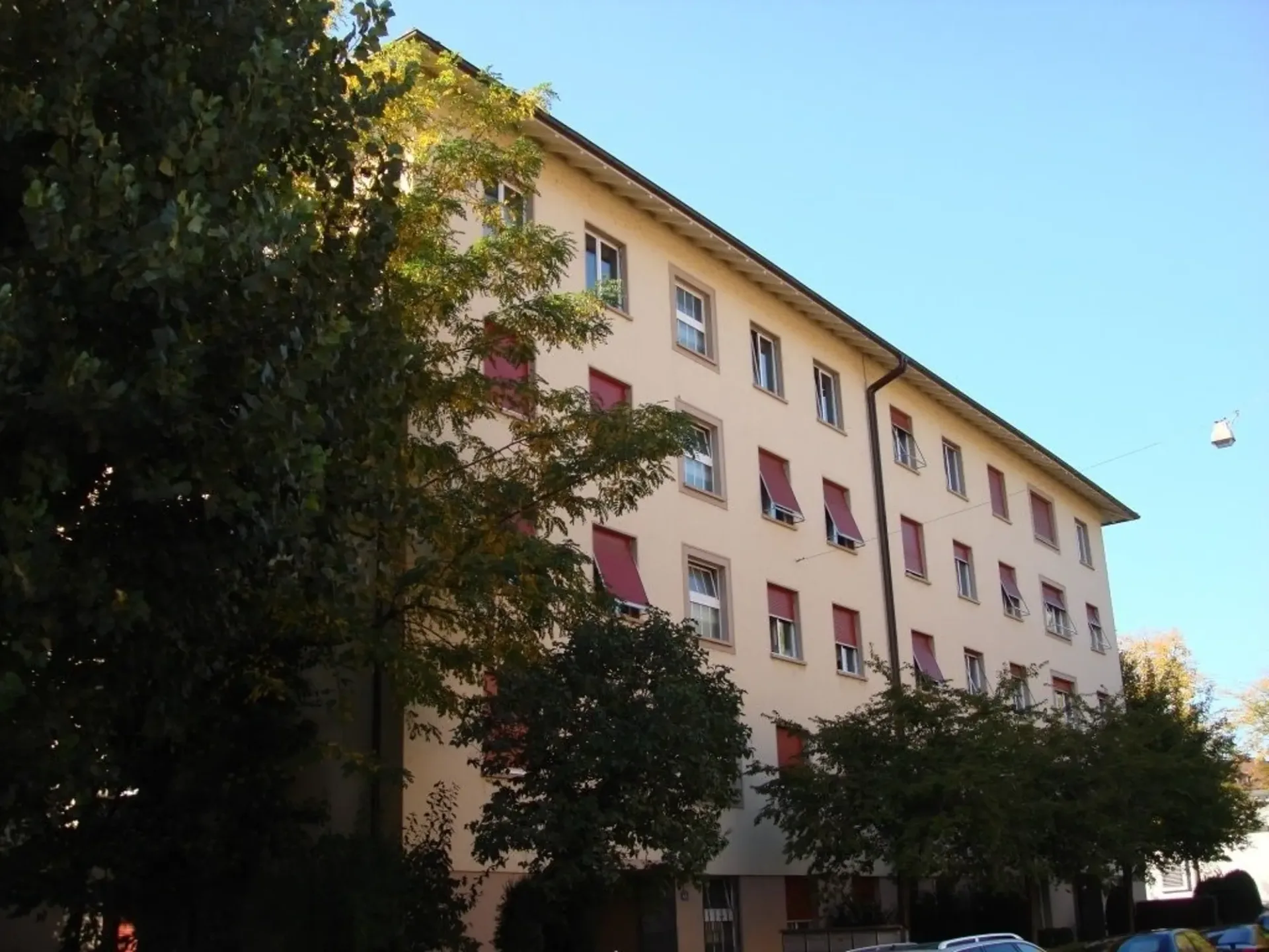 Helle Wohnung nähe Messeplatz mit schönem Balkon