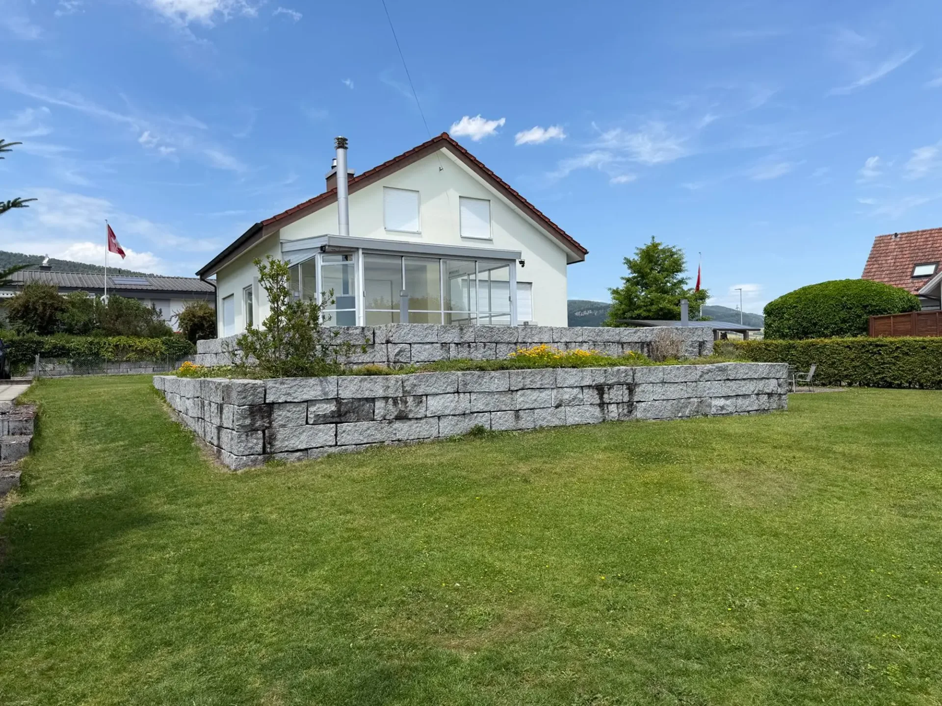 Ein Zuhause zum Wohlfühlen – freistehendes 5½-Zimmer-EFH mit Wintergarten