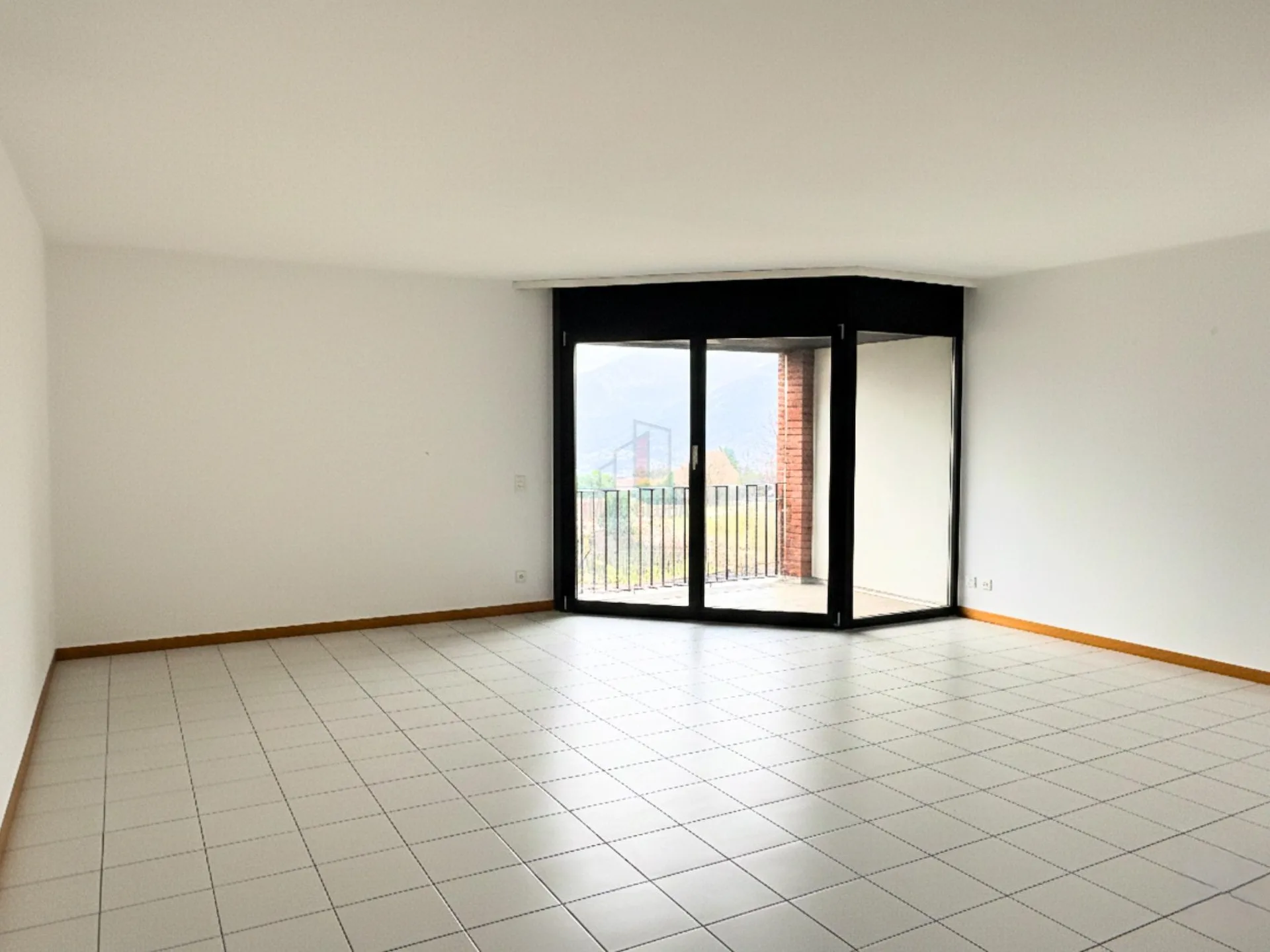 EXCELLENT OPPORTUNITY FOR THOSE SEEKING PEACE AND A CHARMING VIEW