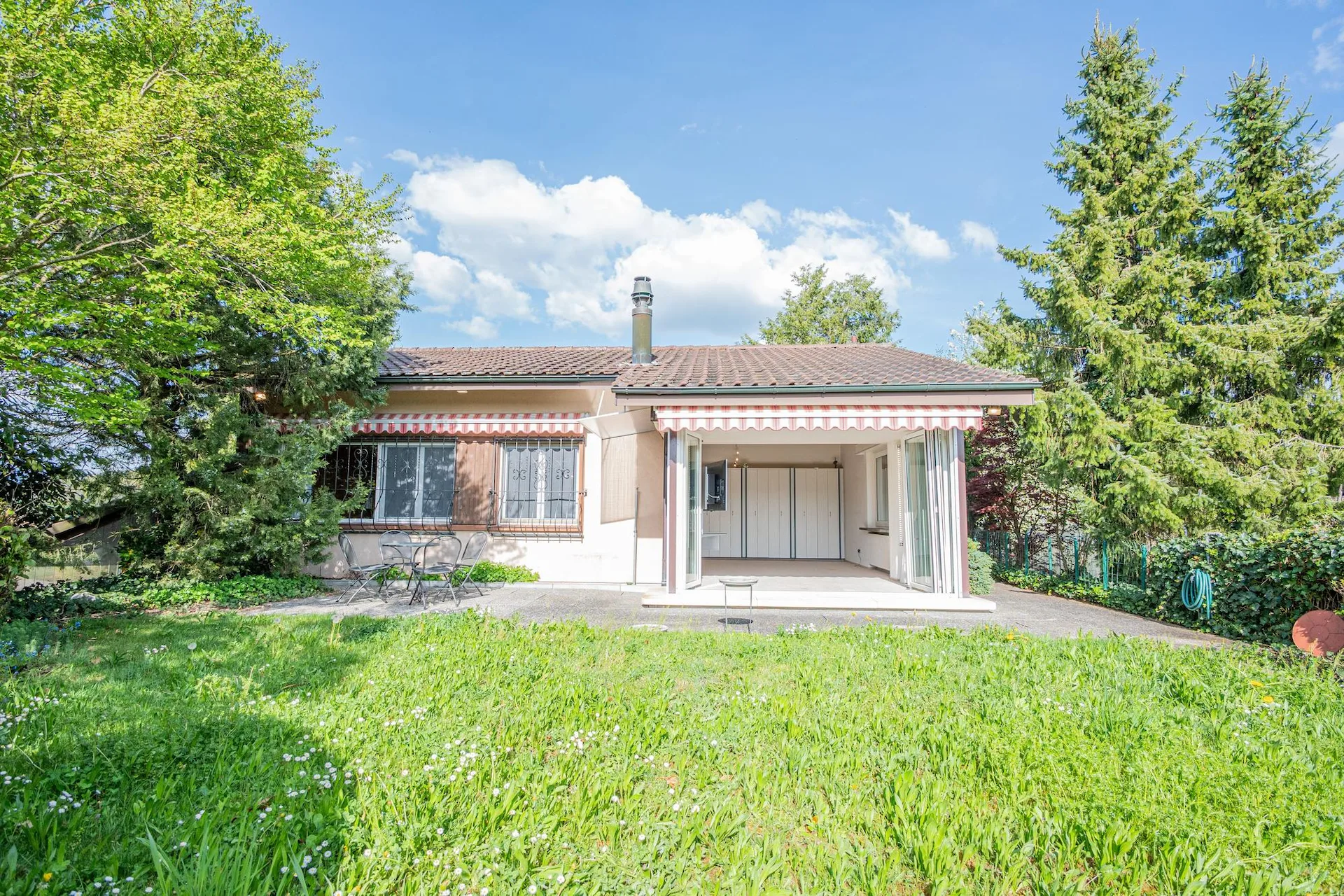 4.5-Zimmer-Einfamilienhaus mit Garten in Münsingen kaufen