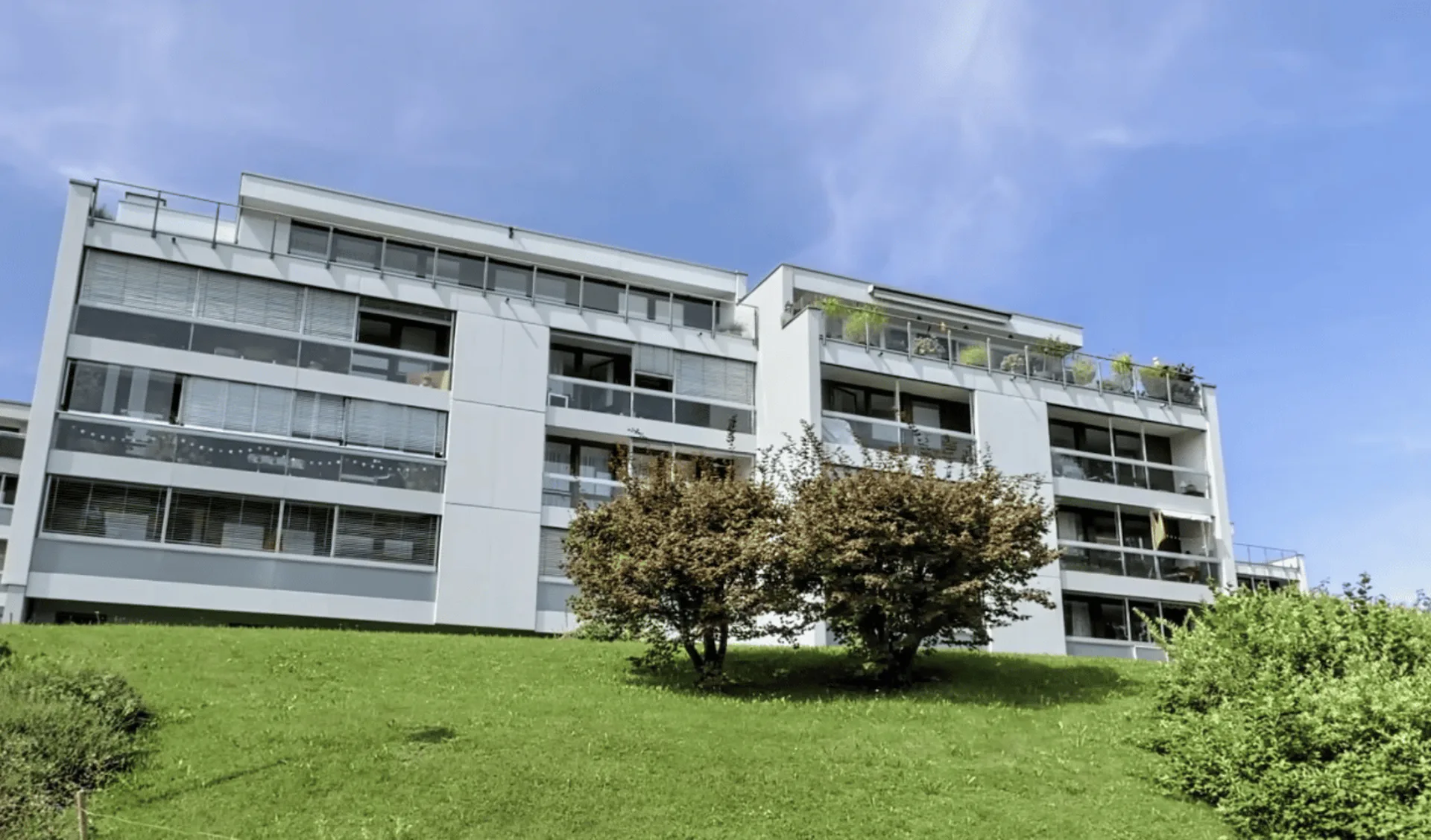 Grosszügige 6.5-Zimmer-Wohnung in Richterswil mit sonniger Lage