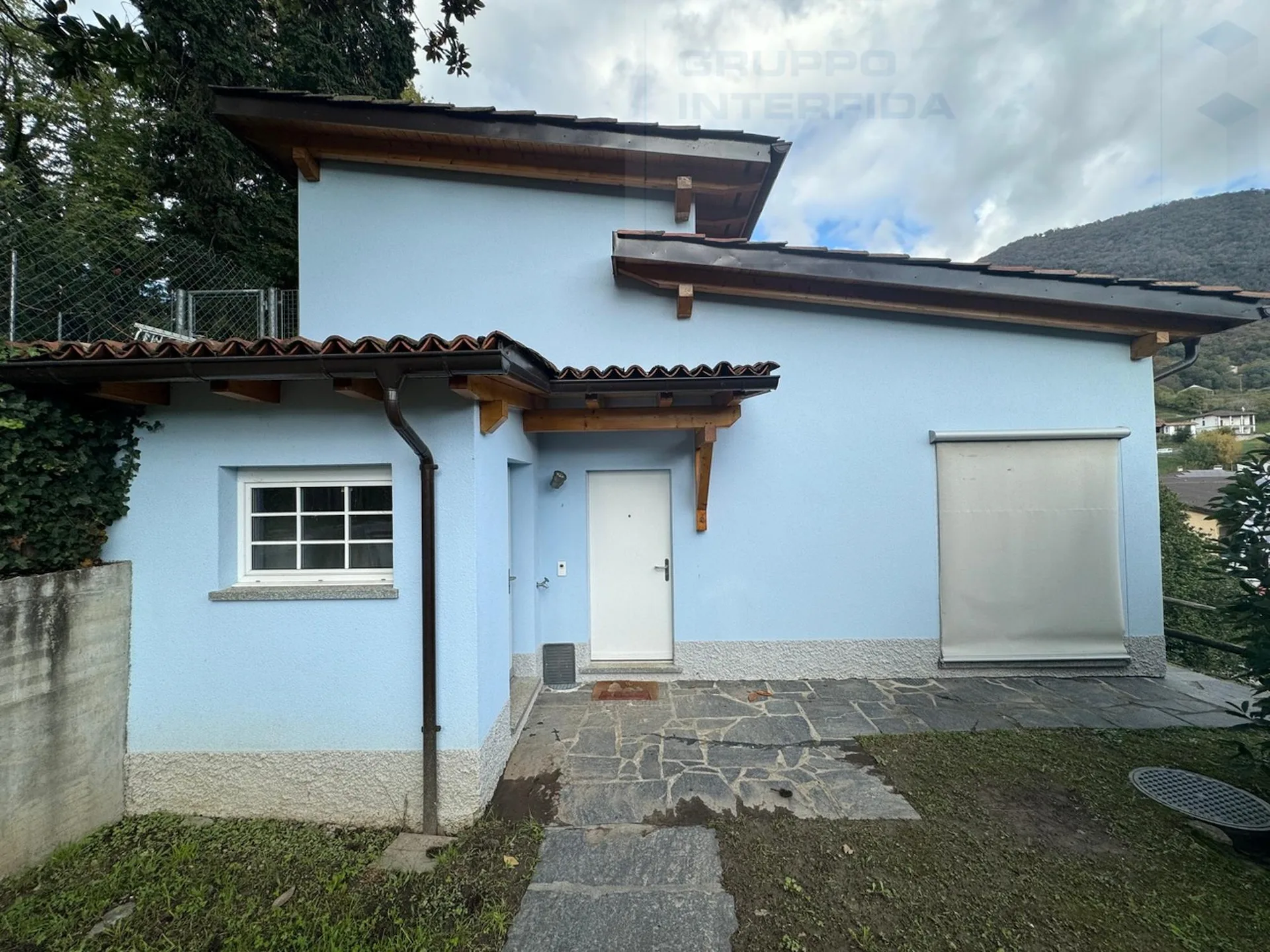 Maison indépendante avec jardin