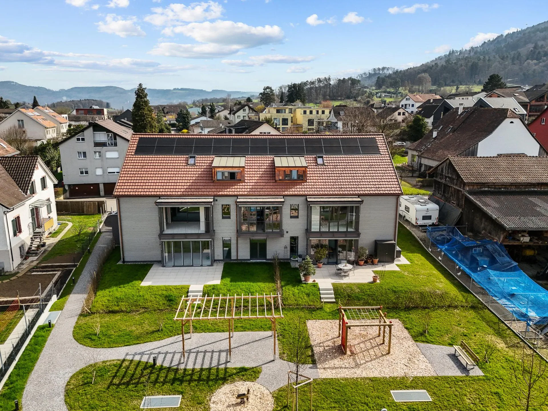 Jetzt fertiggestellt : Top-3,5-Zimmer-Wohnung mit privatem Garten ! B02
