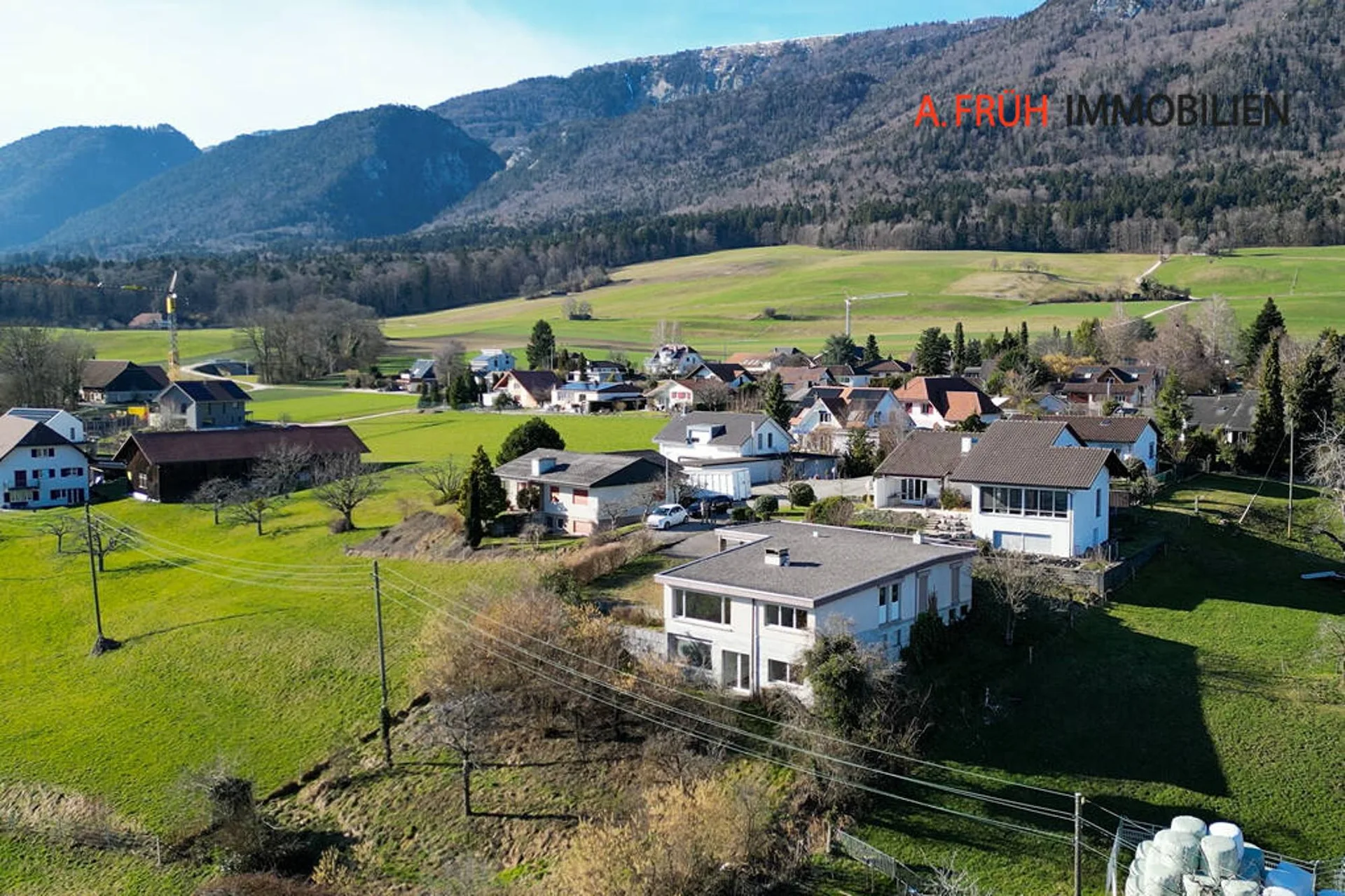 Sunny dream house with Alpine panorama and large garden