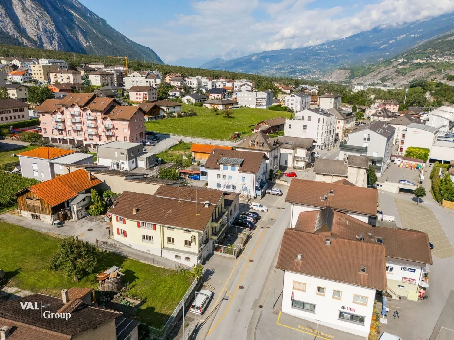 Nur noch wenige Einheiten frei - stilvoller Wohnkomfort im Herzen des Wallis