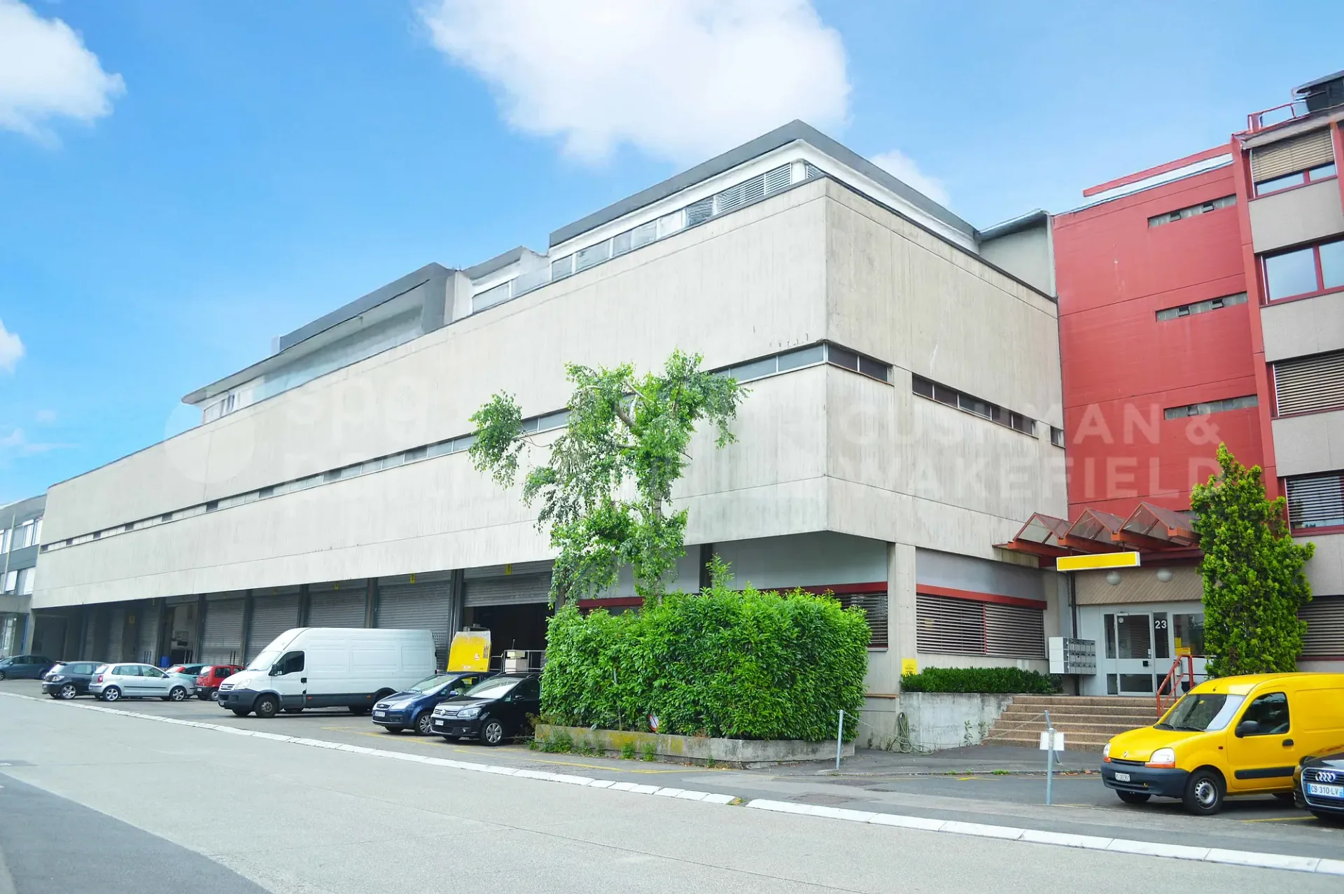 Junges 23 - Logistiklager von 2'400 m²