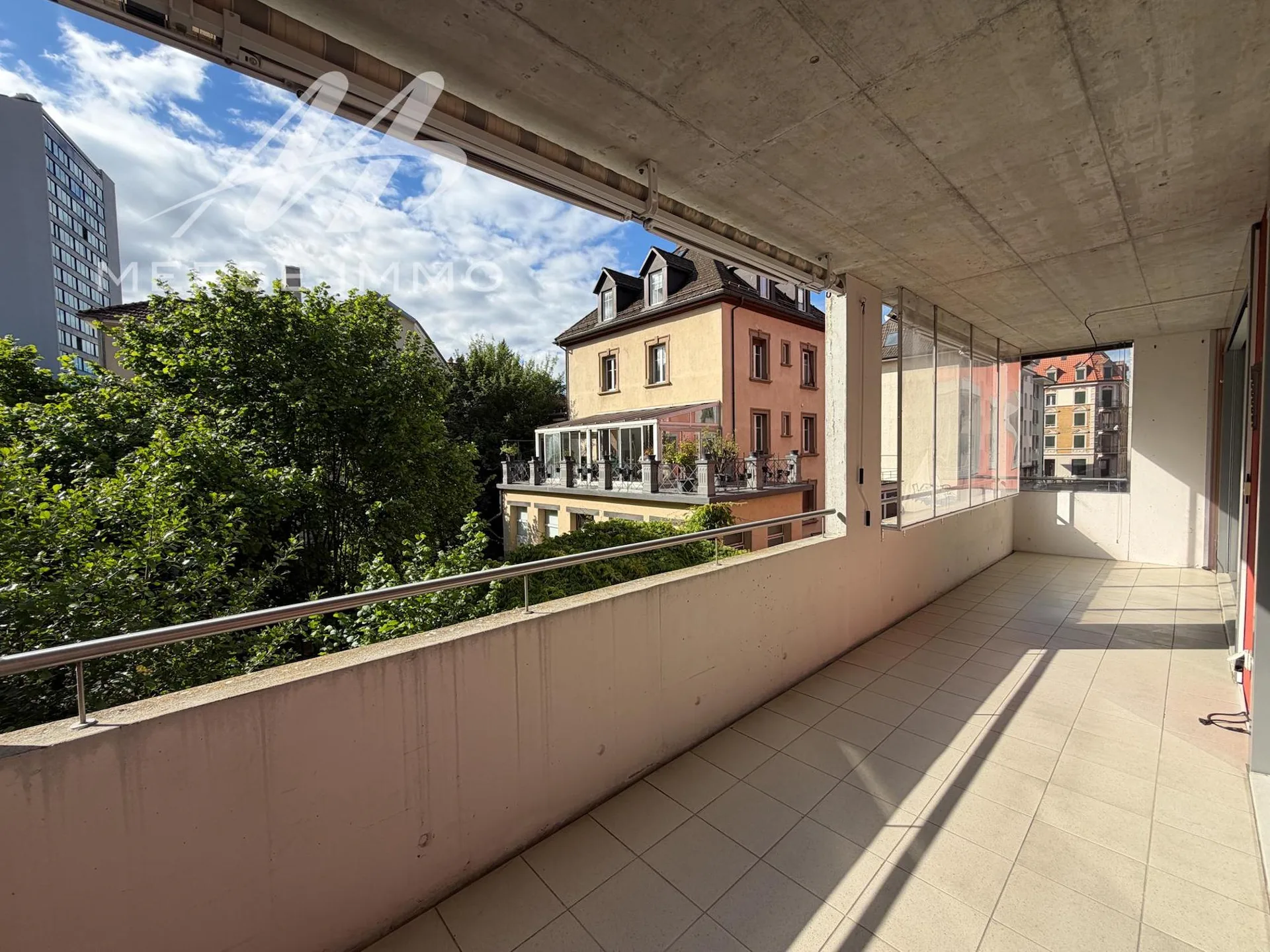 Spacieux 5.5 pièces lumineux à deux pas du centre de Bienne, avec balcon