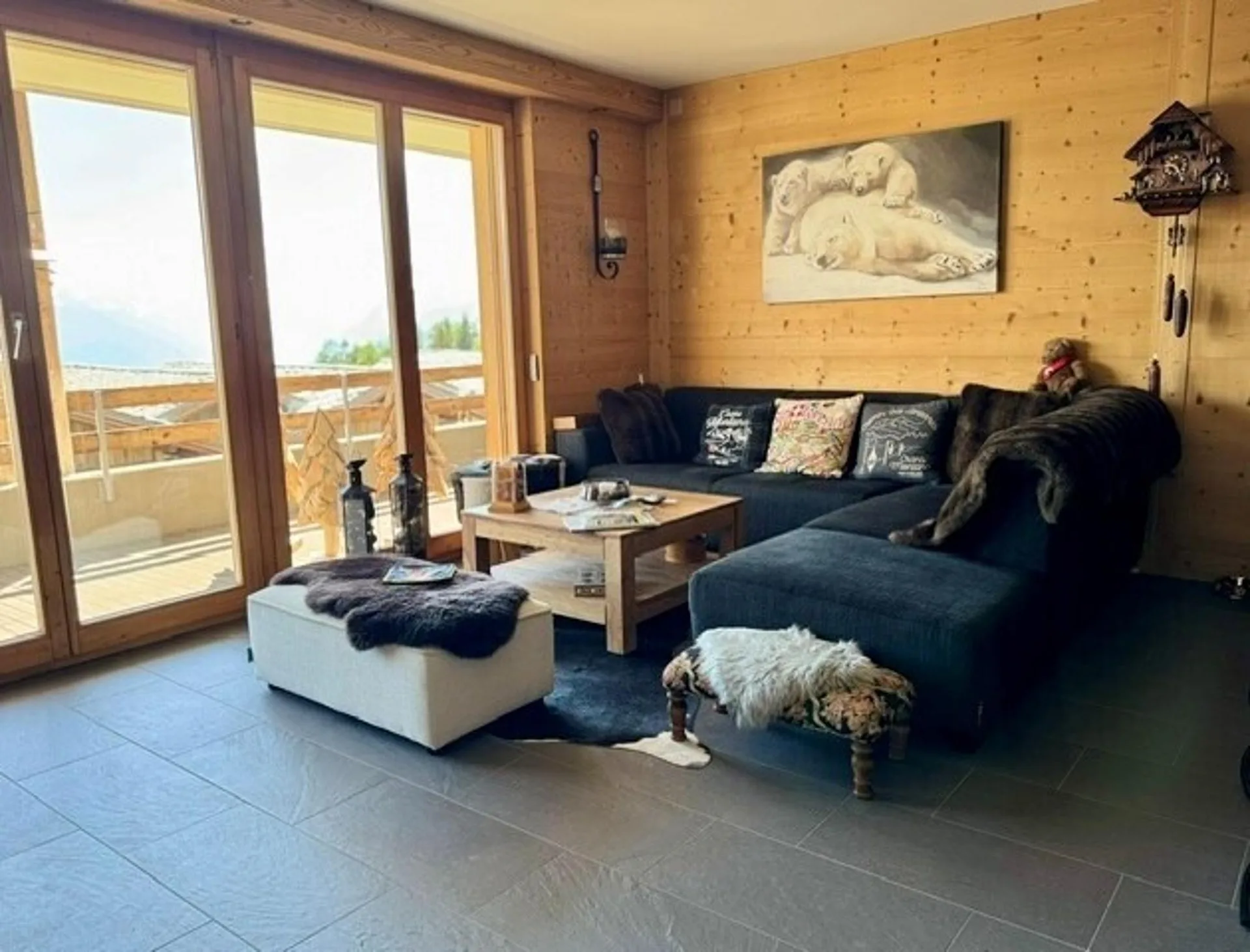 Duplex de 4.5 pièces avec vue exceptionnelle à deux pas du Golf Ballesteros