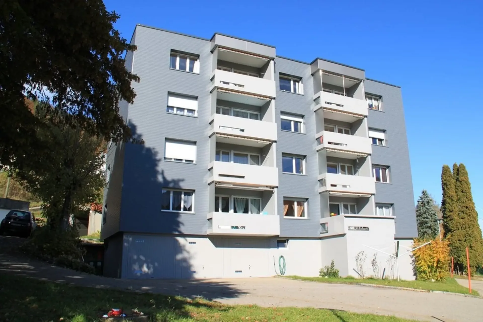 SCHÖNES WOHNUNG IN RUHIGER GEGENDE