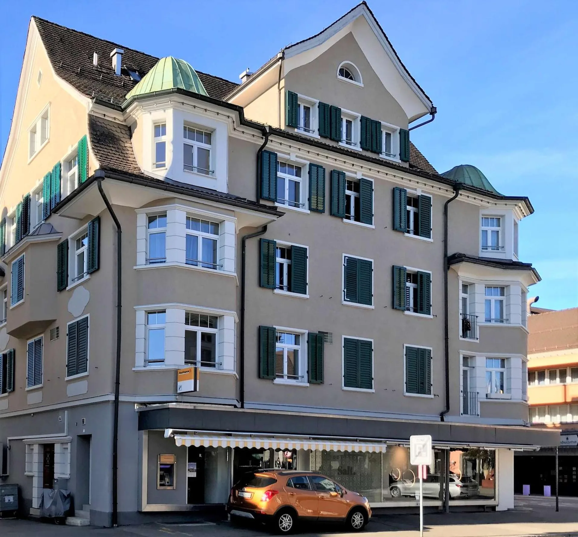 Zentral gelegenes Wohn- und Geschäftshaus mit viel Potenzial