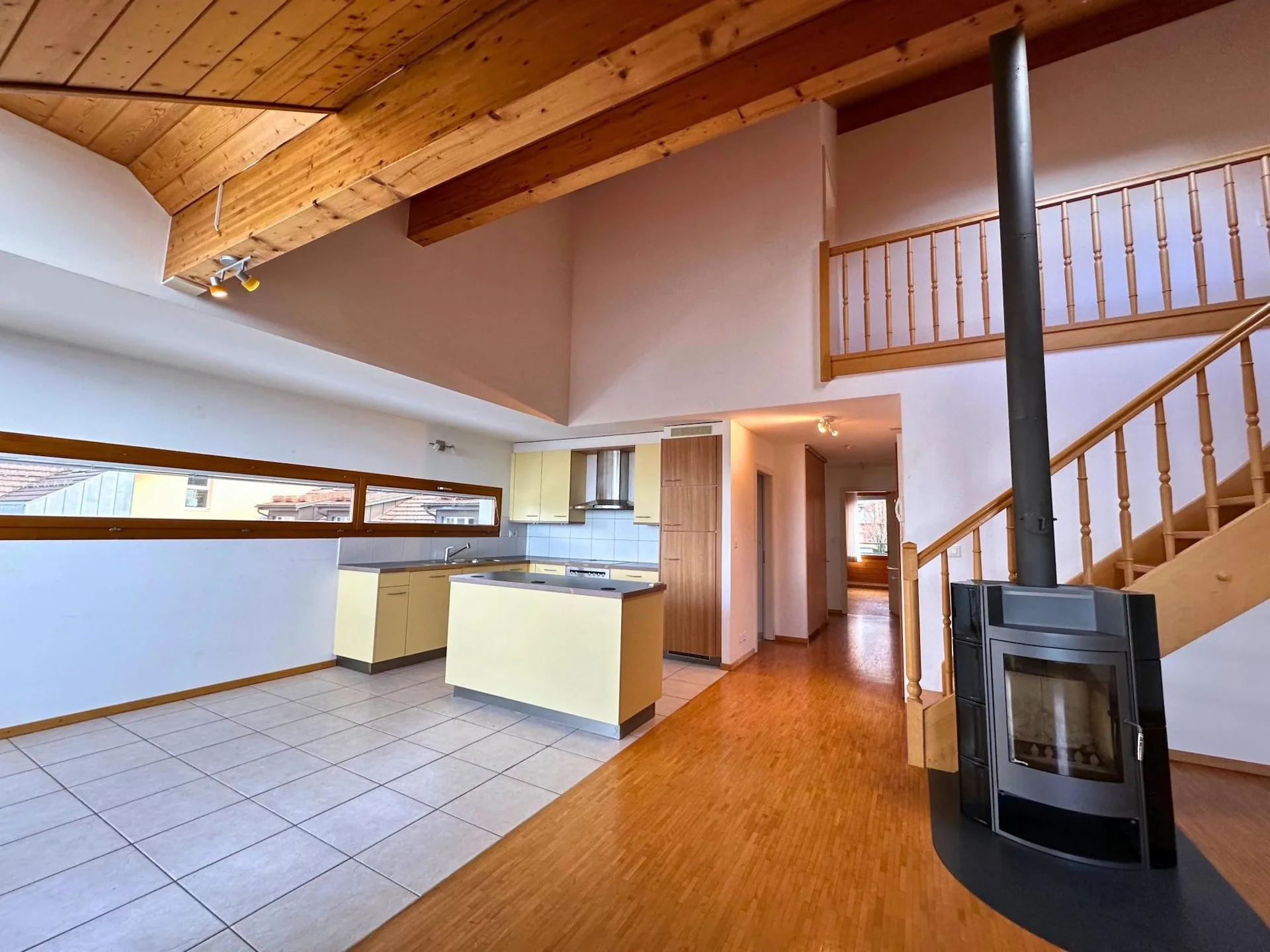 Duplex-Wohnung mit 4.5 Zimmern unter dem Dach