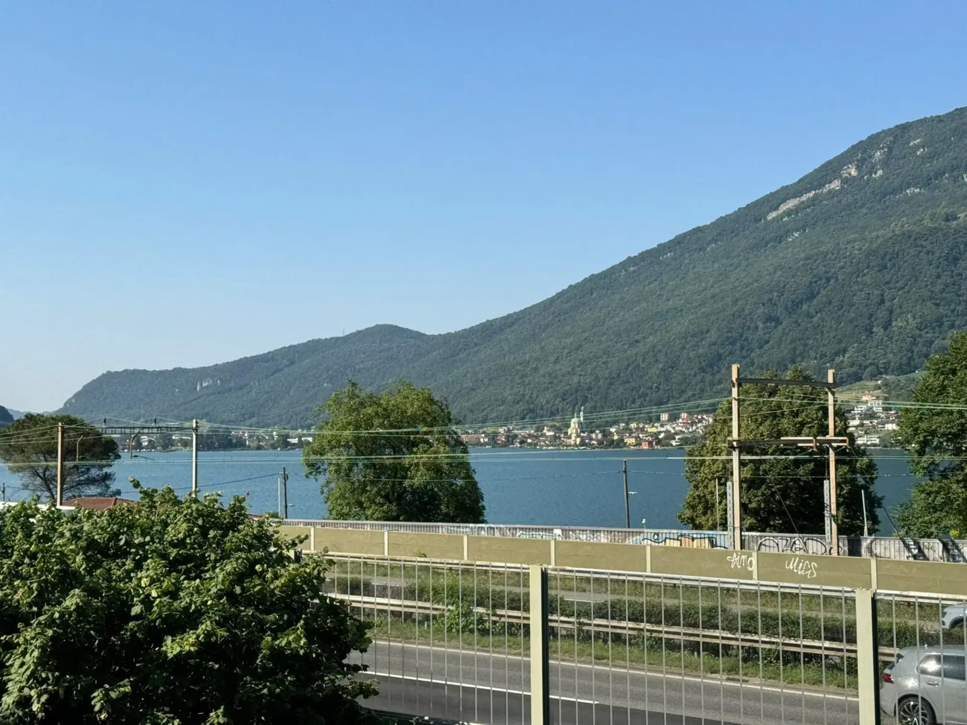 Elegante appartamento duplex di 3.5 locali a Melano