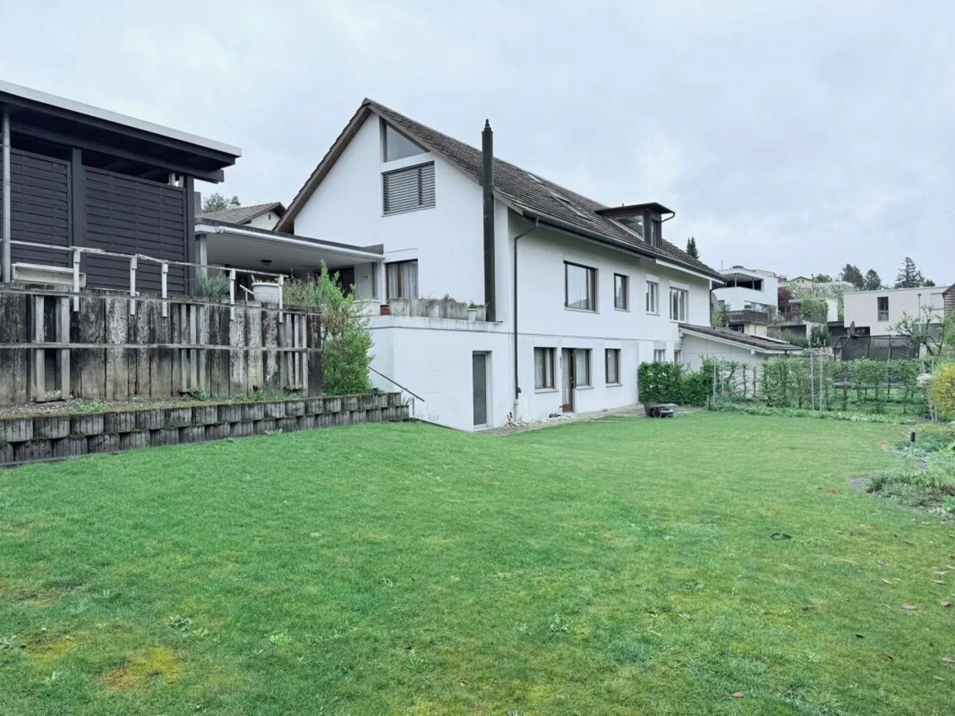 Gemütliches Doppel-Einfamilienhaus in der Zone W3