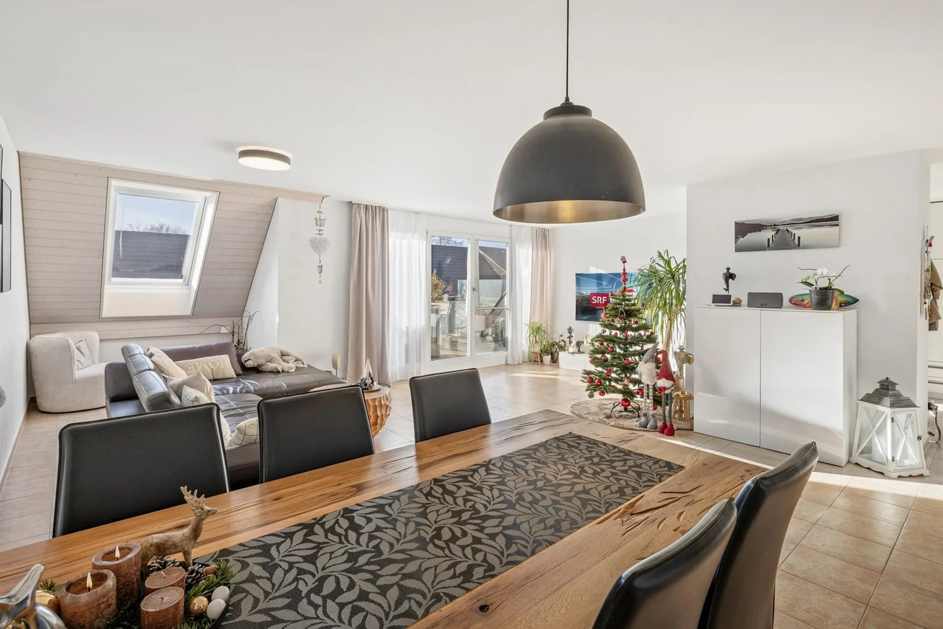 Wohnen wie im Einfamilienhaus – 5.5‑Zimmer-Maisonette mit 40 m² Wohnbereich & 24 m² Terrasse