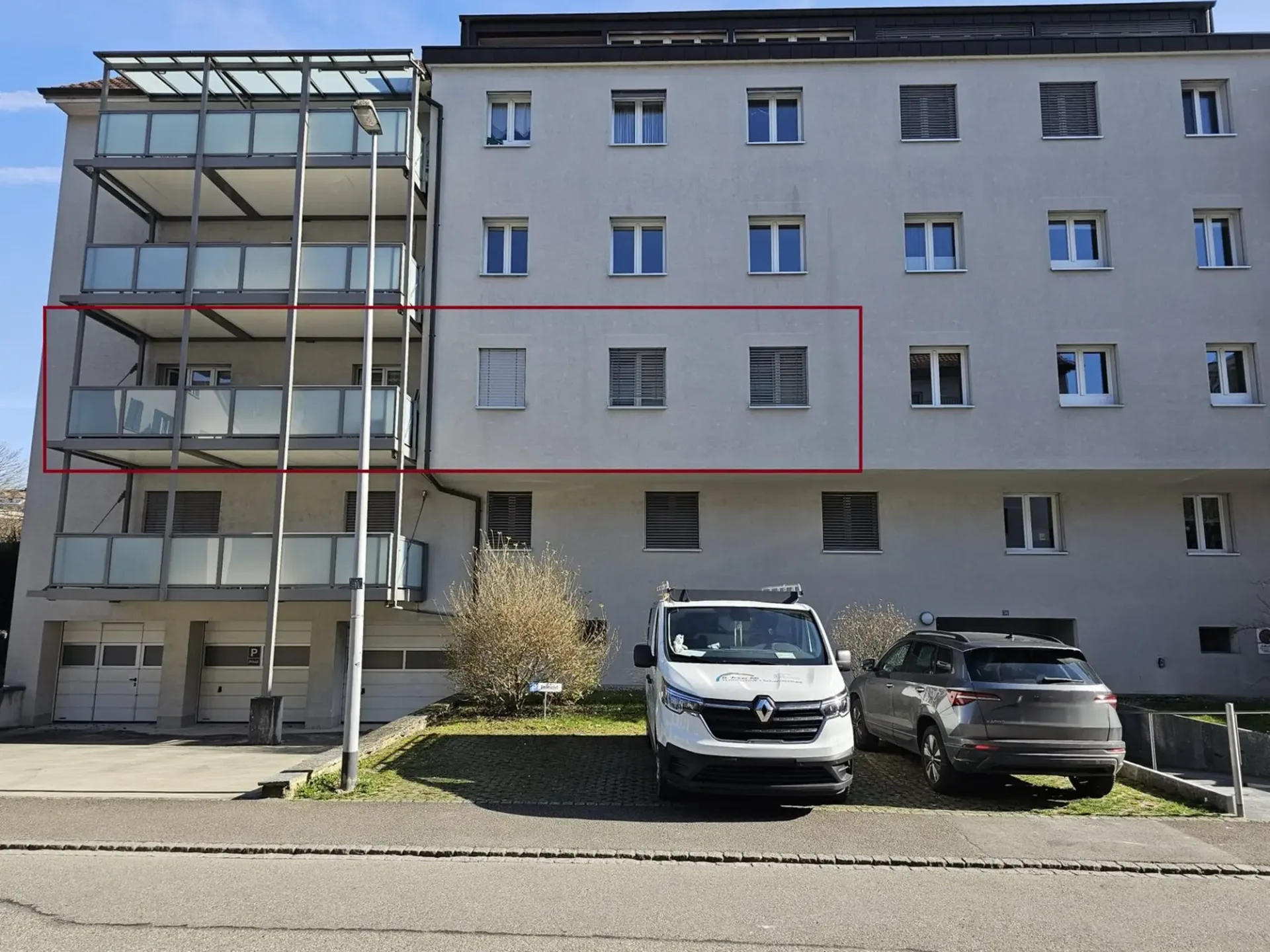 Ruhiges Wohnen, nah in der City in 4-Zimmer-Wohnung mit Balkon inkl. 1 Parkplatz  in Binningen