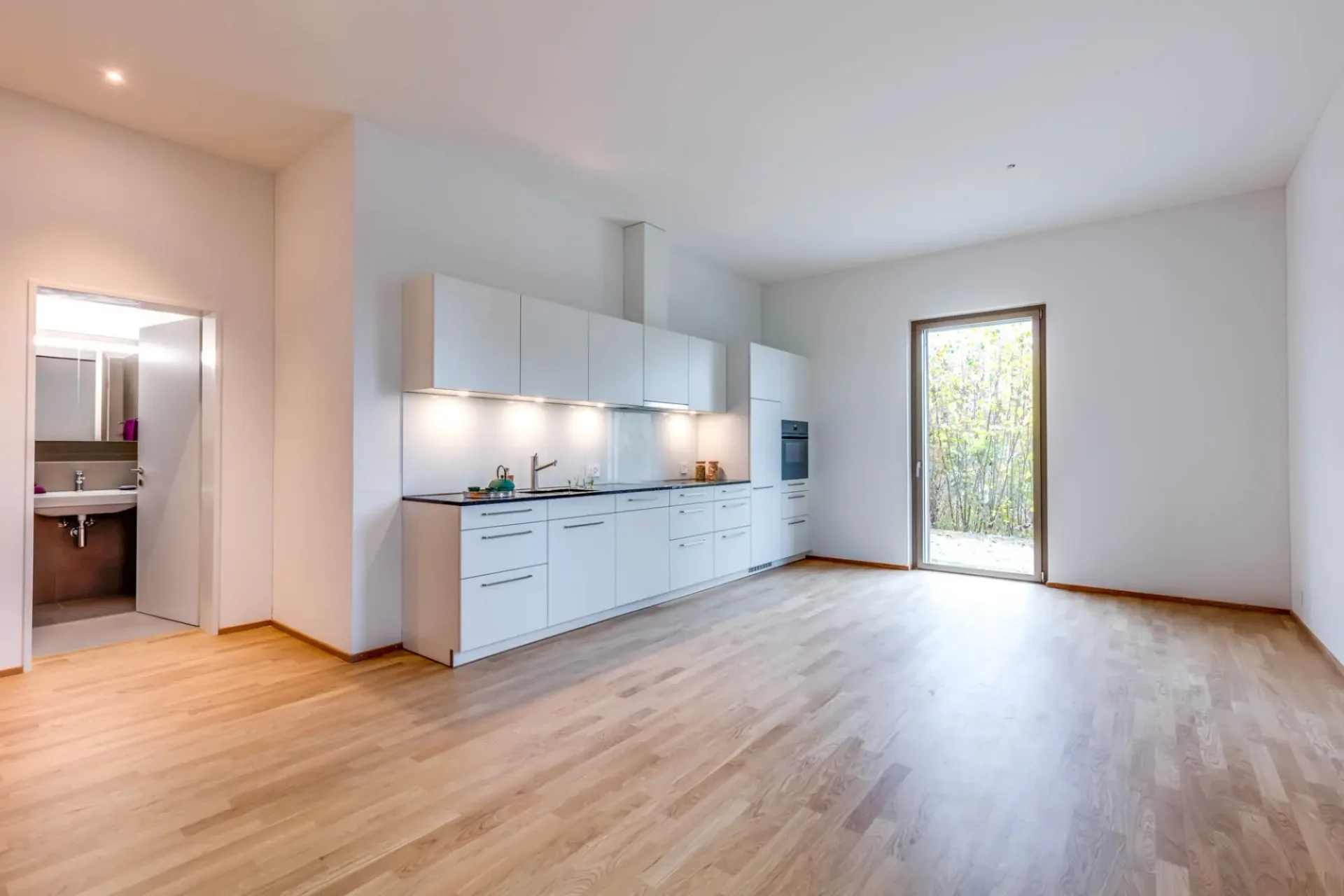 Moderne, helle Wohnung an idealer Lage