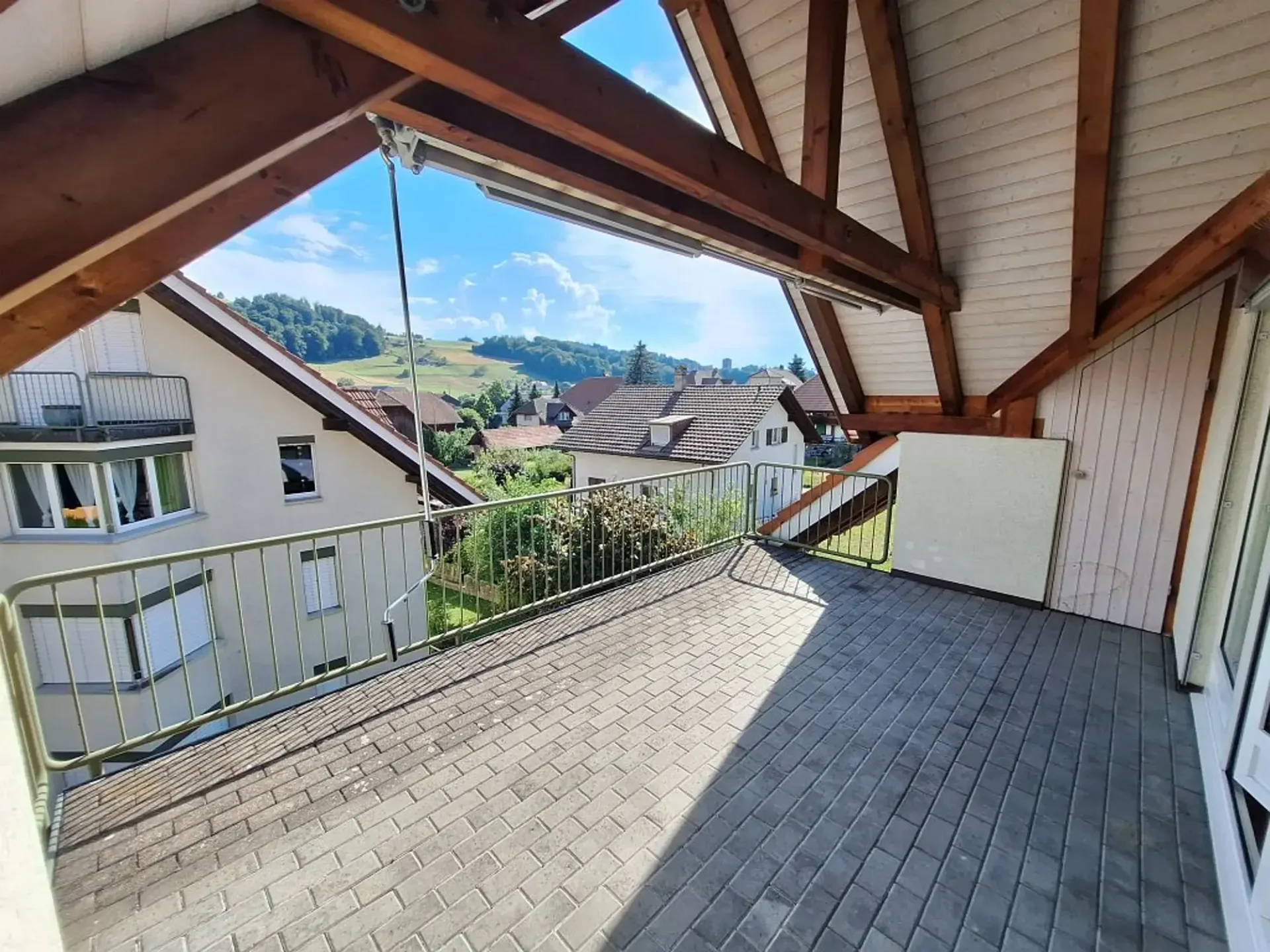 4.5- Zimmerwohnung, 2. Stock links