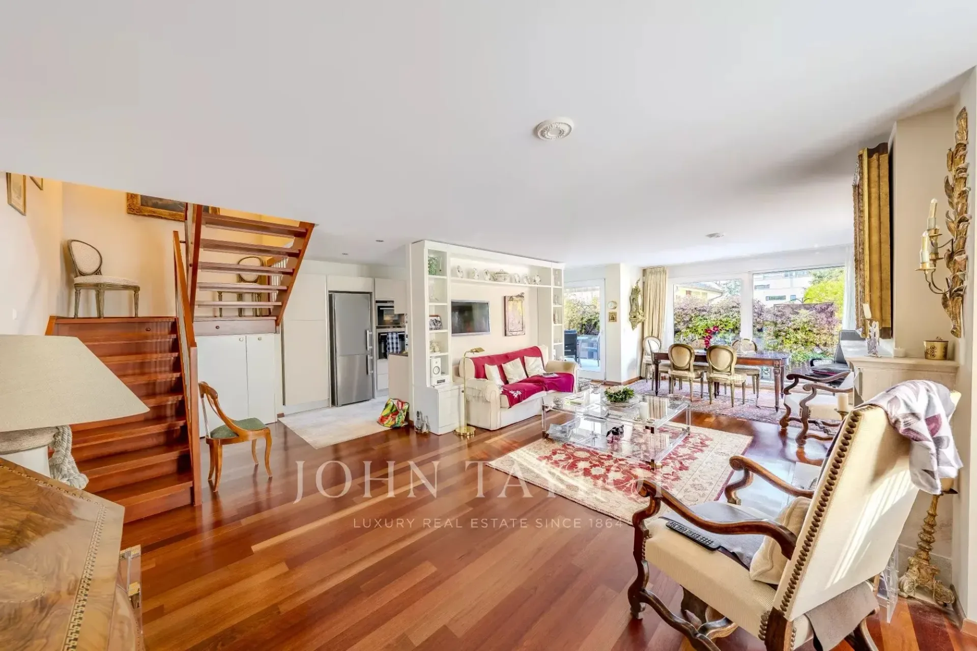 Exceptional attic duplex apartment