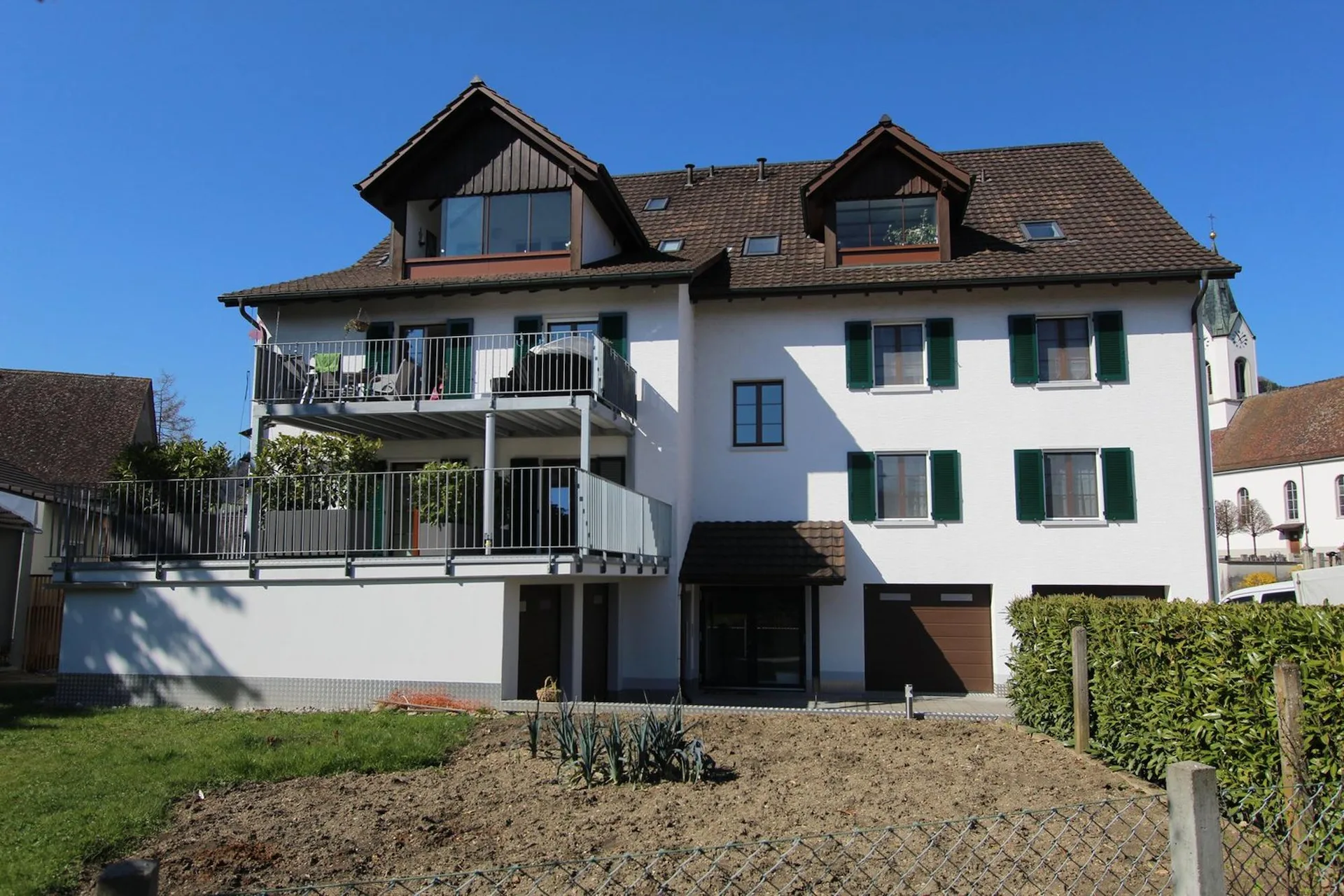VIEL PLATZ IN IHREM NEUEN ZUHAUSE - Grosszügige 4.5-Zimmer-Wohnung zu vermieten.