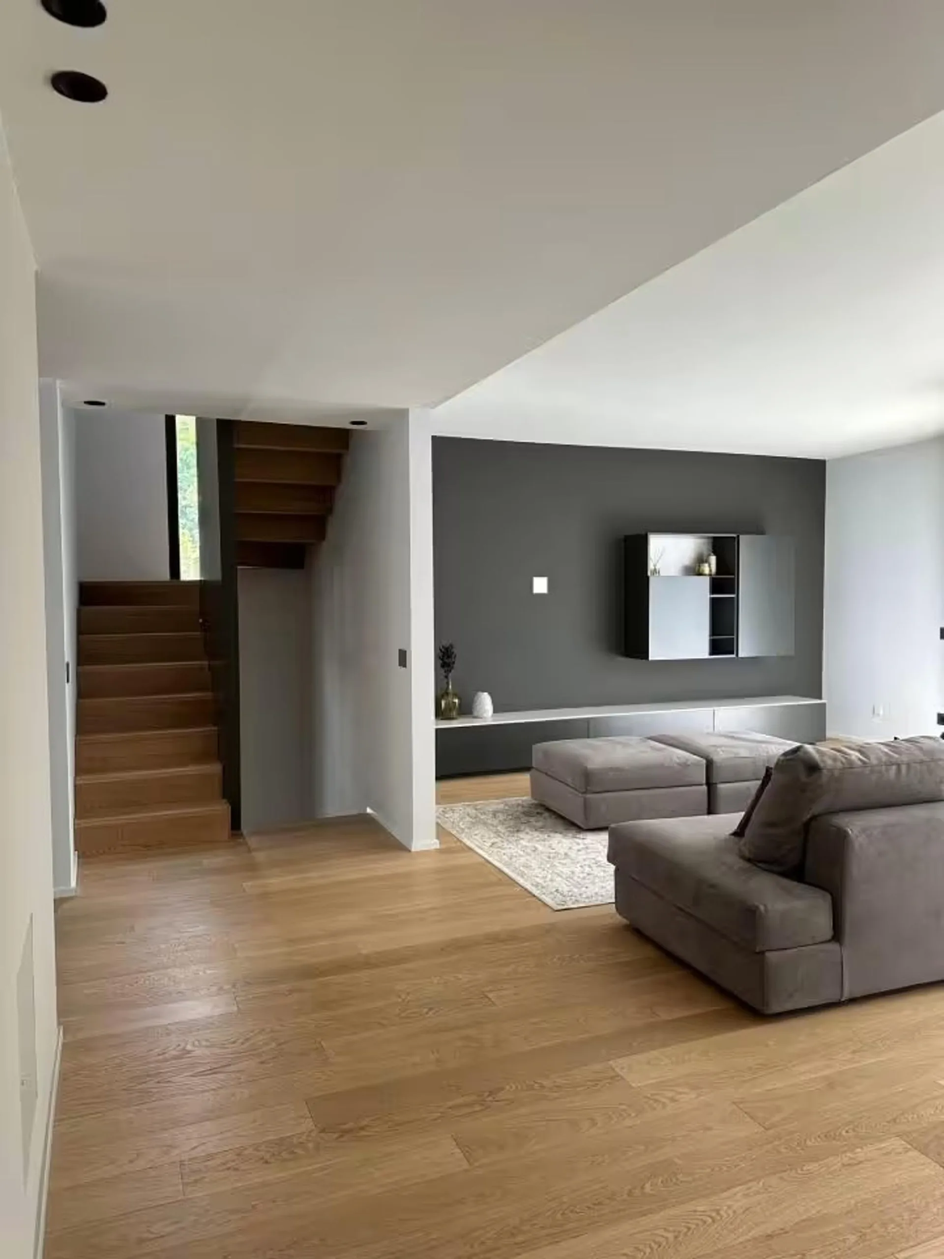 Dachgeschoss-Duplex mit Seeblick-Terrasse im Zentrum von Lugano