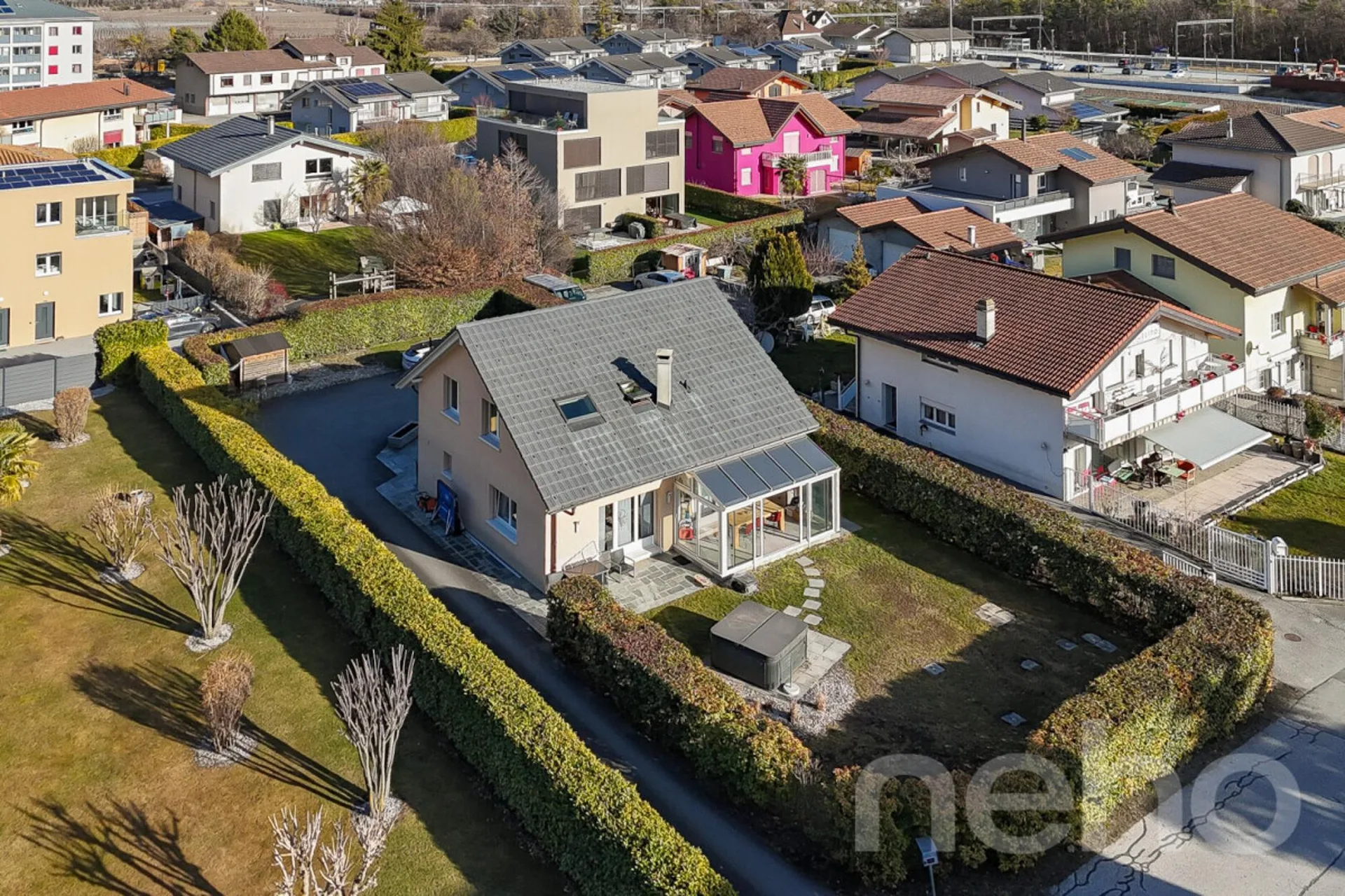 Spacieuse maison familiale avec jardin à Ardon