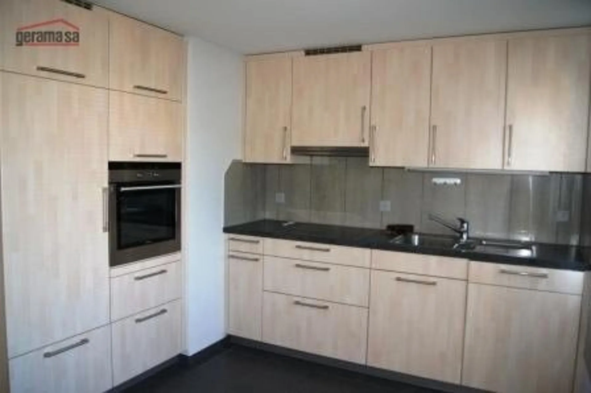 Helle 3.5 Zimmerwohnung im Zentrum von Giffers