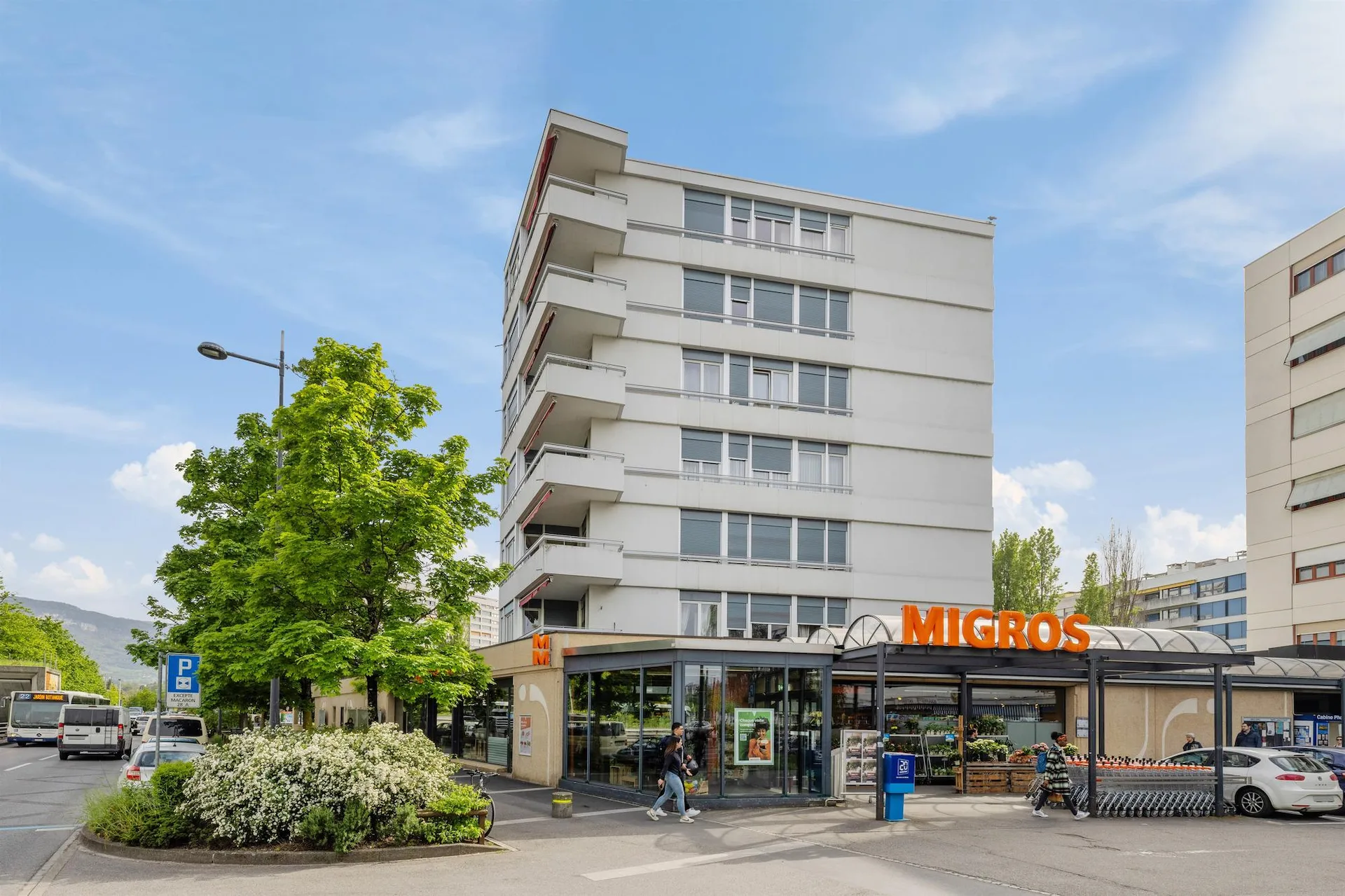 4,5 Zimmer vollständig renoviert mit Balkon
