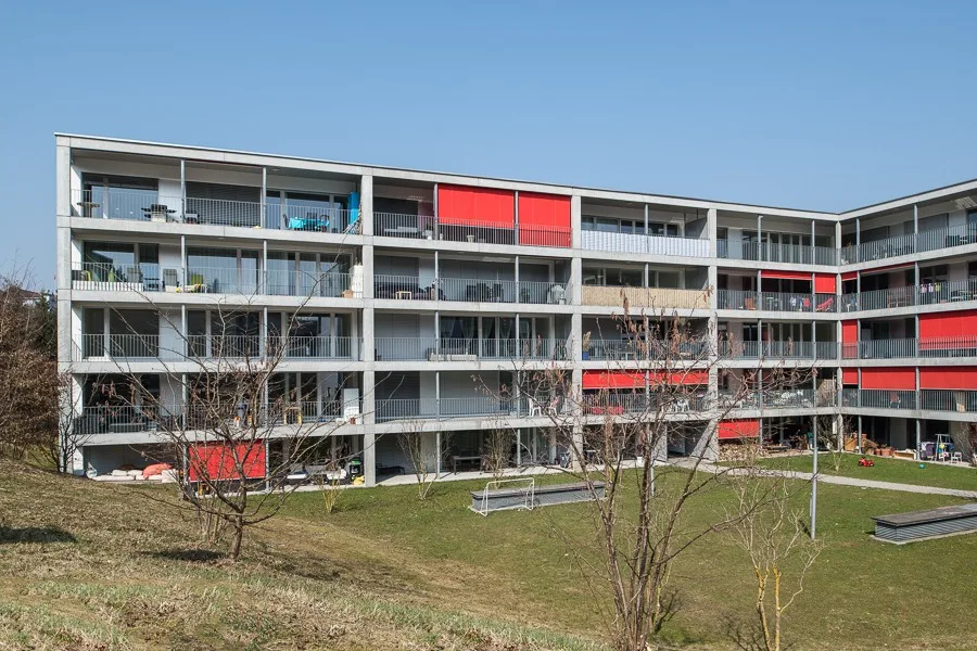 Moderne Wohnung im Erdgeschoss nahe Bahnhof Wetzikon!