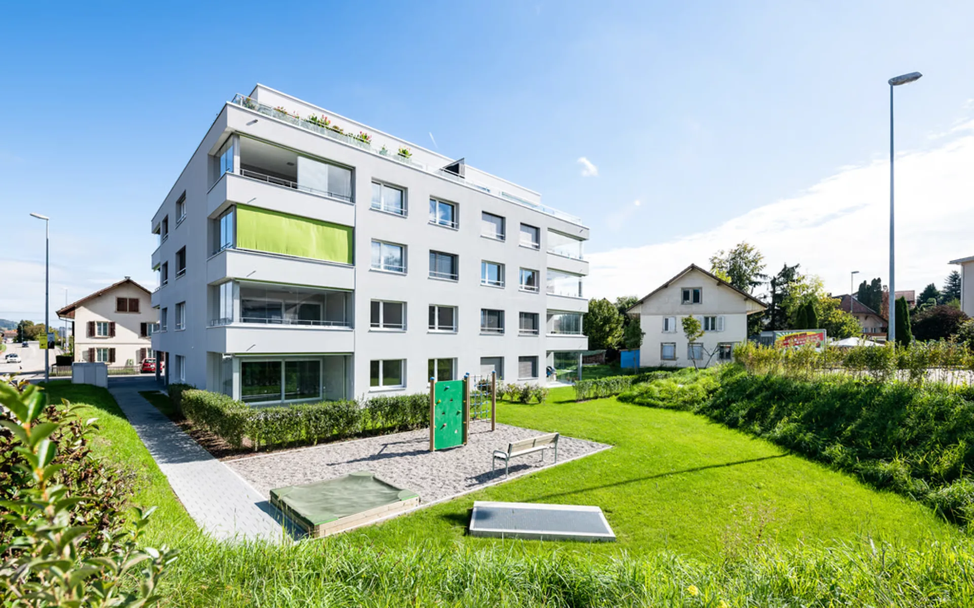 Grosszügige 3.5 Zimmer-Wohnung zu Vermieten!