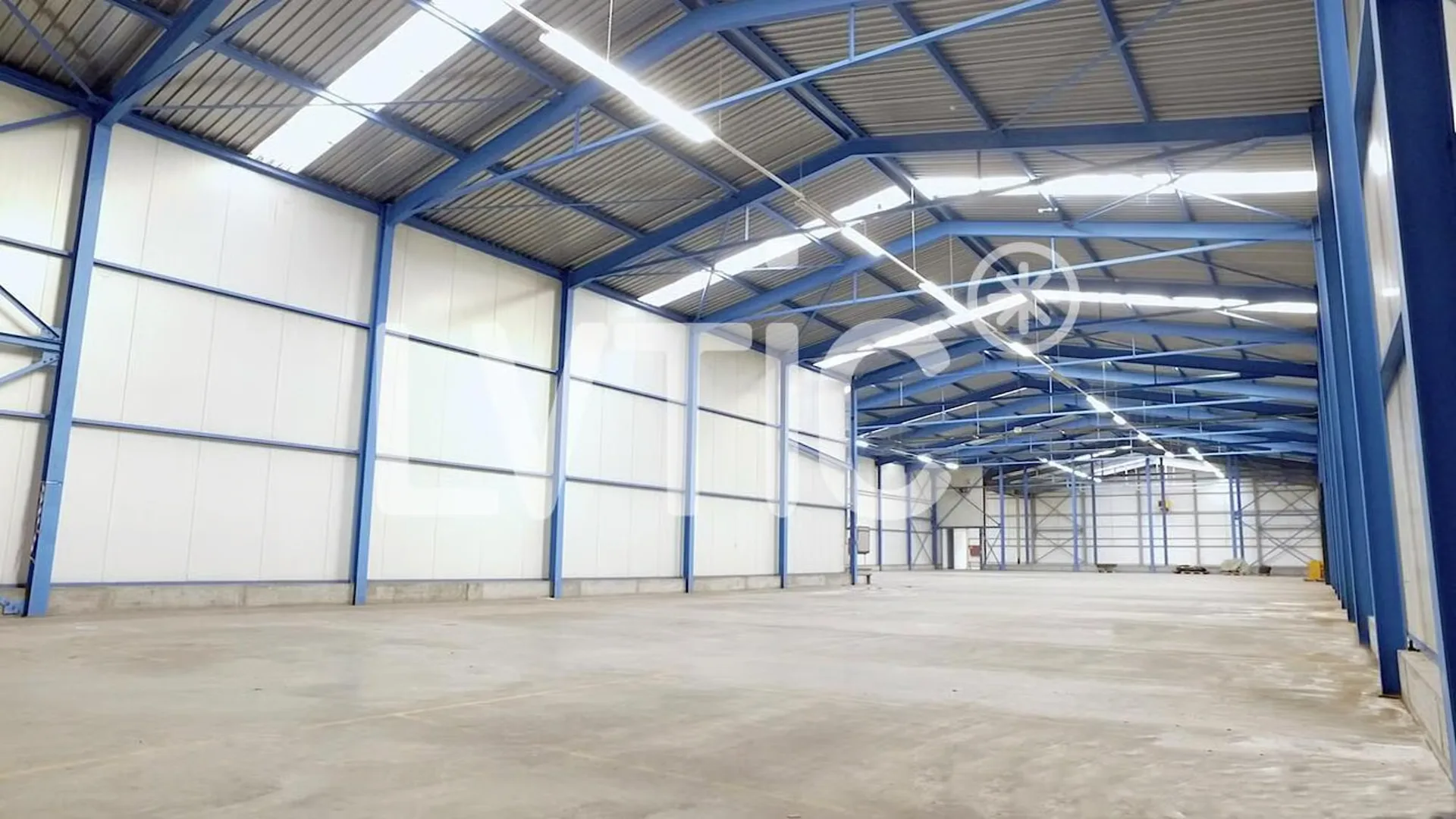 Industriehalle, Werkstatt, Lager von 3500 m2 zur Miete in Martigny