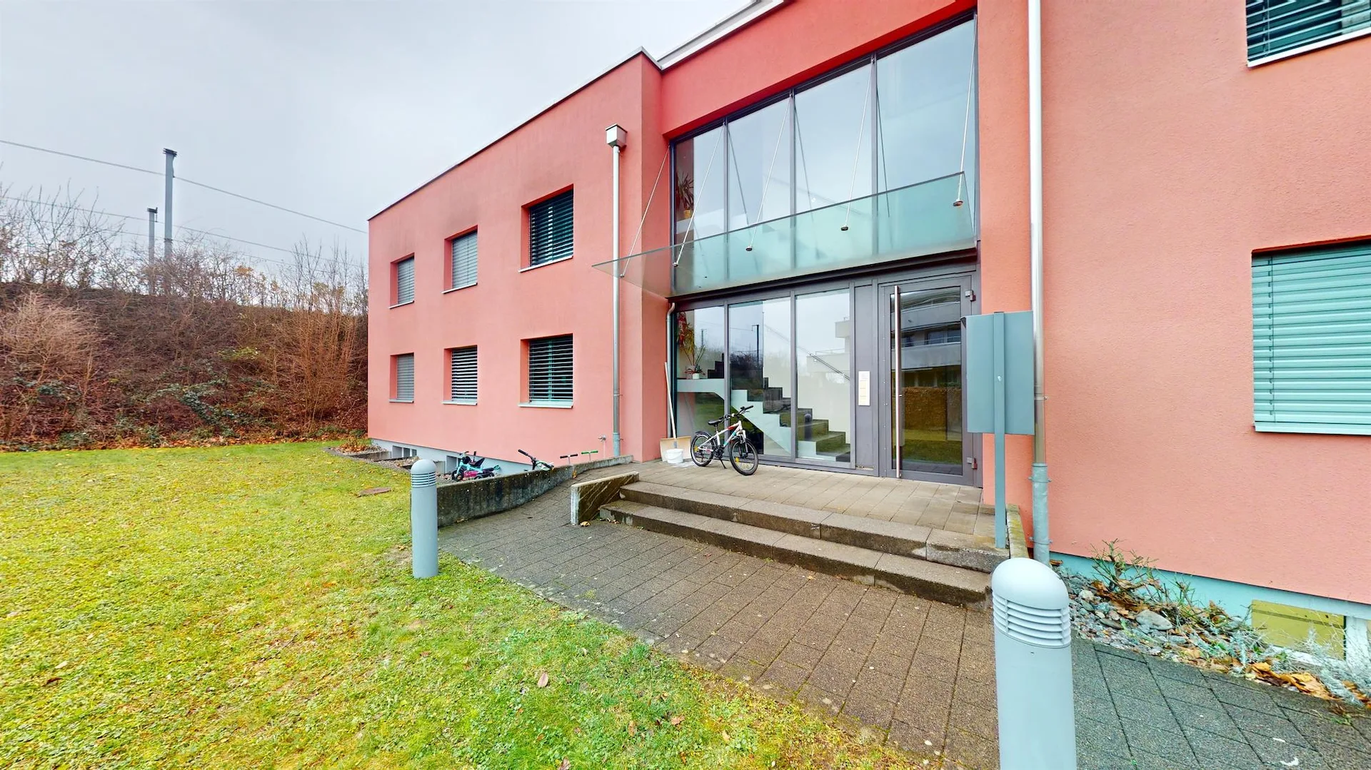 Image 12