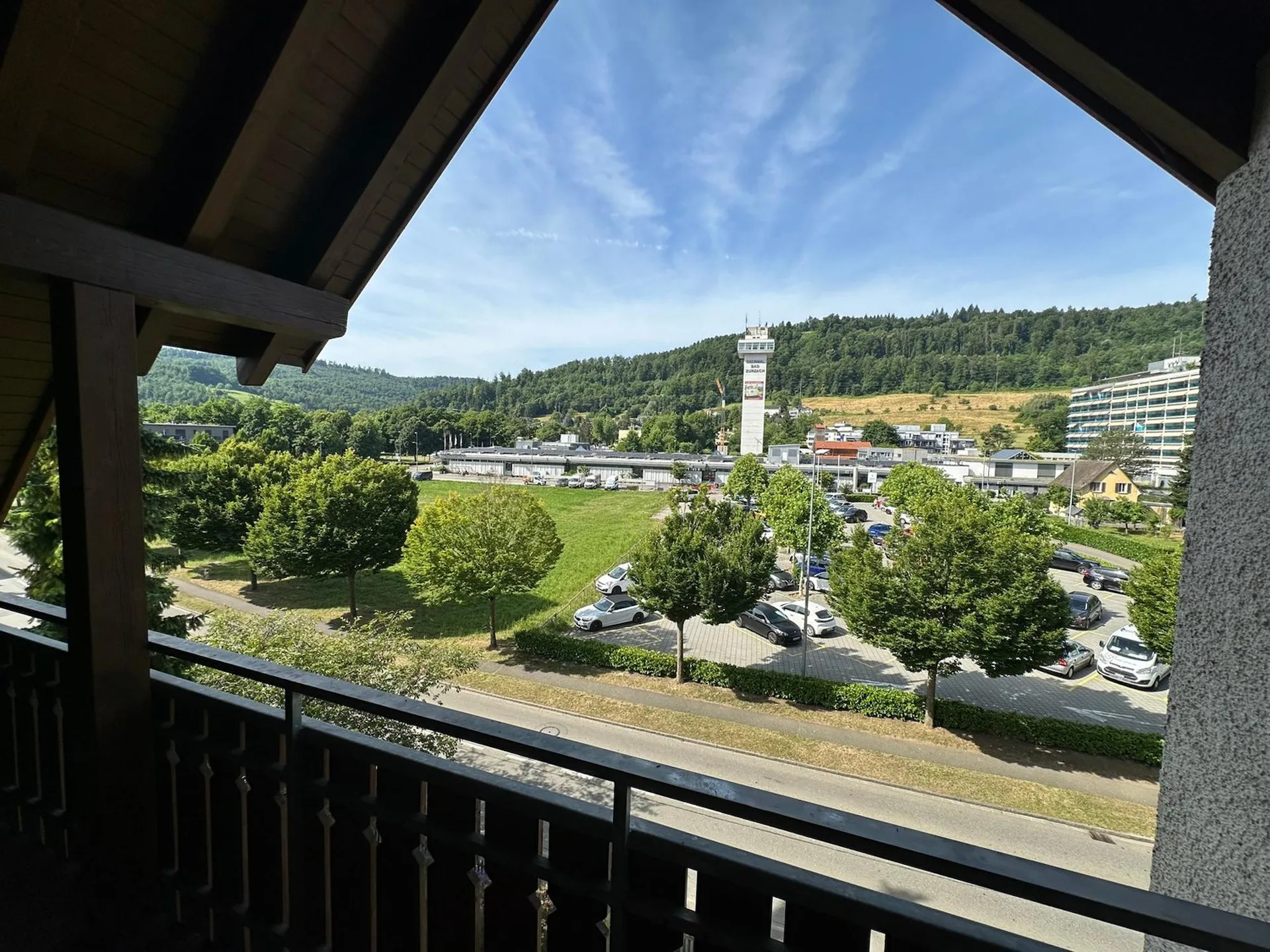 Appartement spacieux 4,5 pièces avec grande galerie (80m2) et vue panoramique à Zurzach