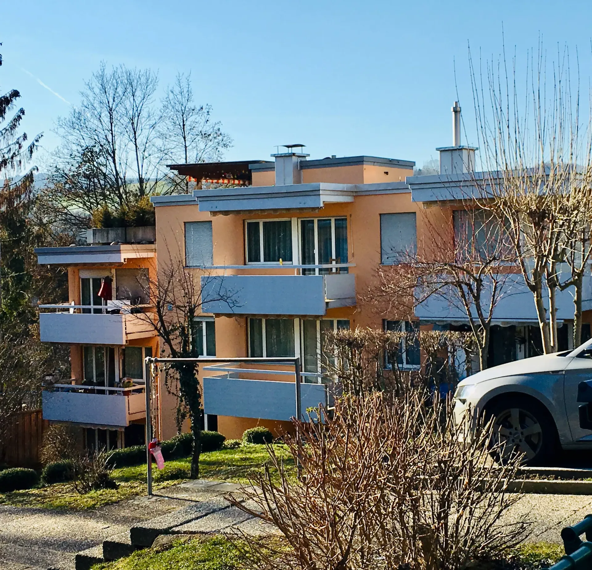 Gemütliche Gartenwohnung an ruhiger Lage in Birmensdorf