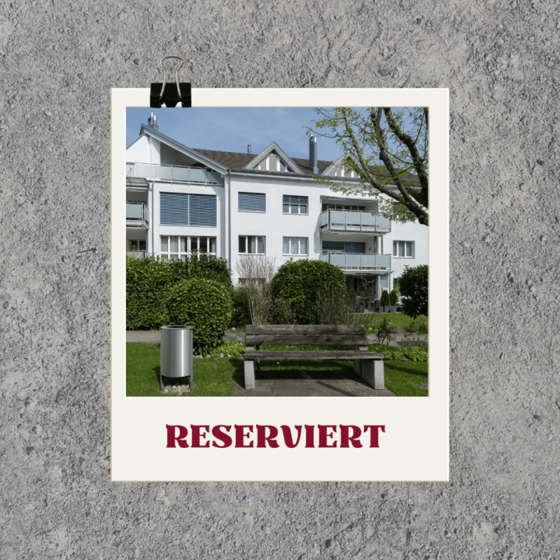 RÉSERVÉ - Au-dessus des toits de Henggart