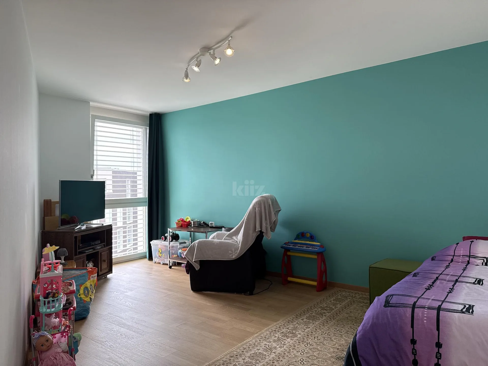 Image 8