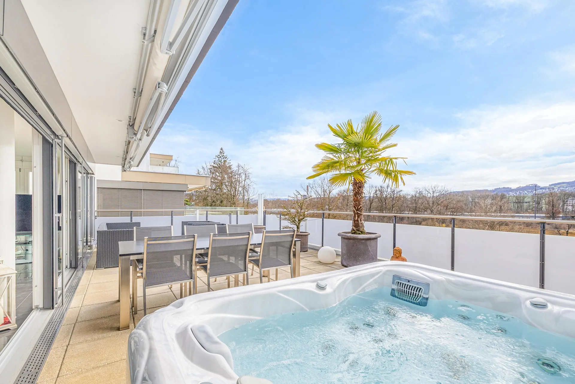 Hochwertige Terrassenwohnung mit Wellness-Ambiente