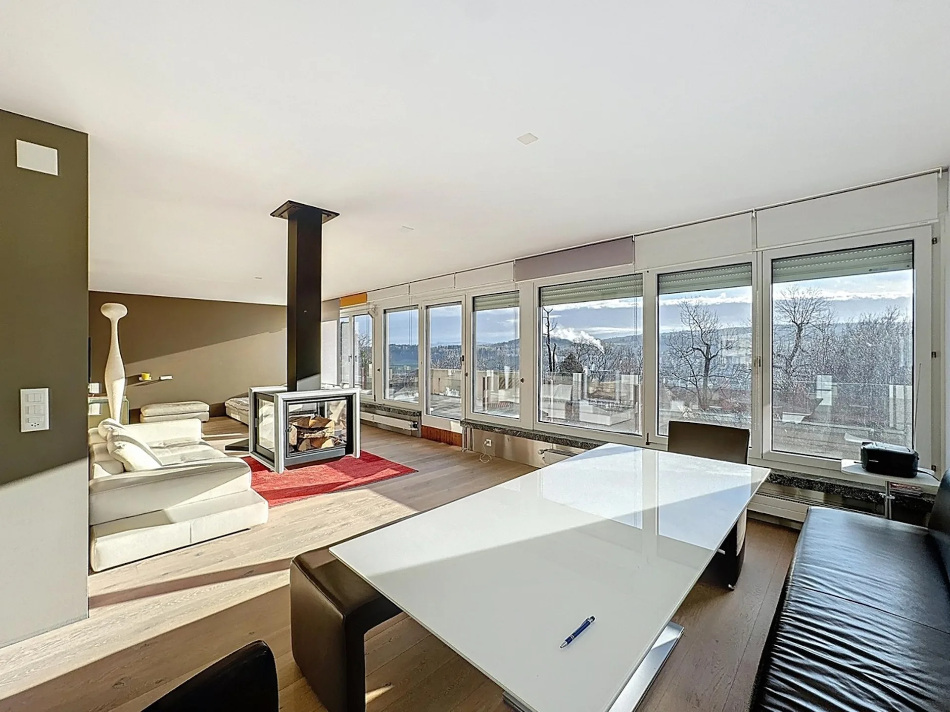 Attic apartment 5.5 rooms with terrace