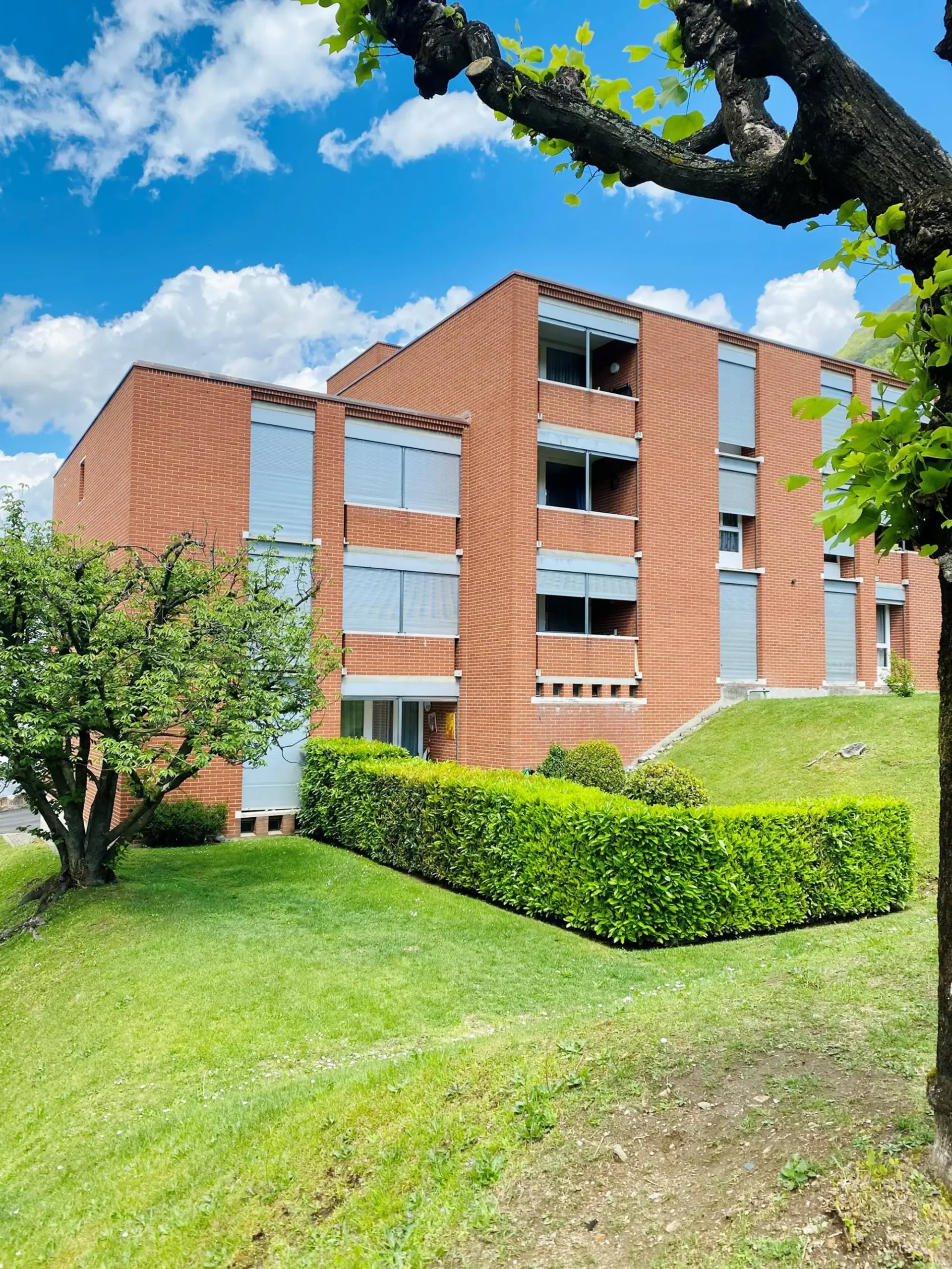 Helles 4.5-Zimmer-Apartment mit Balkon in Pregassona