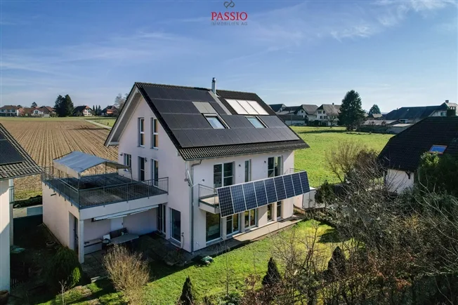 Grosszügiges 7.5-Zimmer-Einfamilienhaus mit Garten und viel Platz